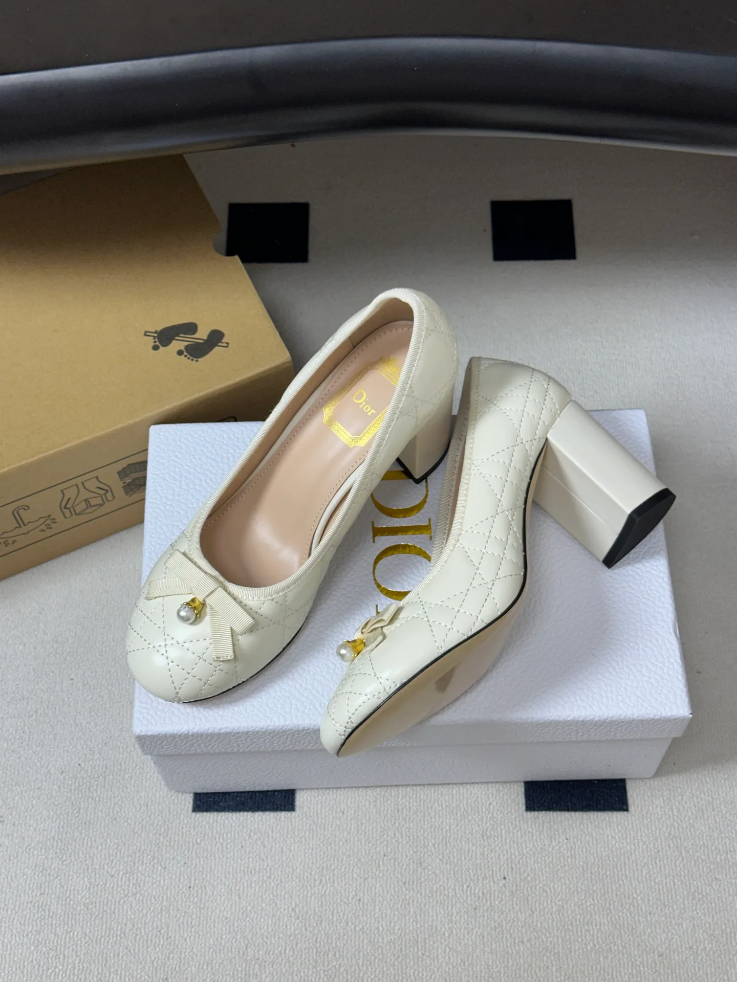 Туфли Женские Christian Dior 18049444