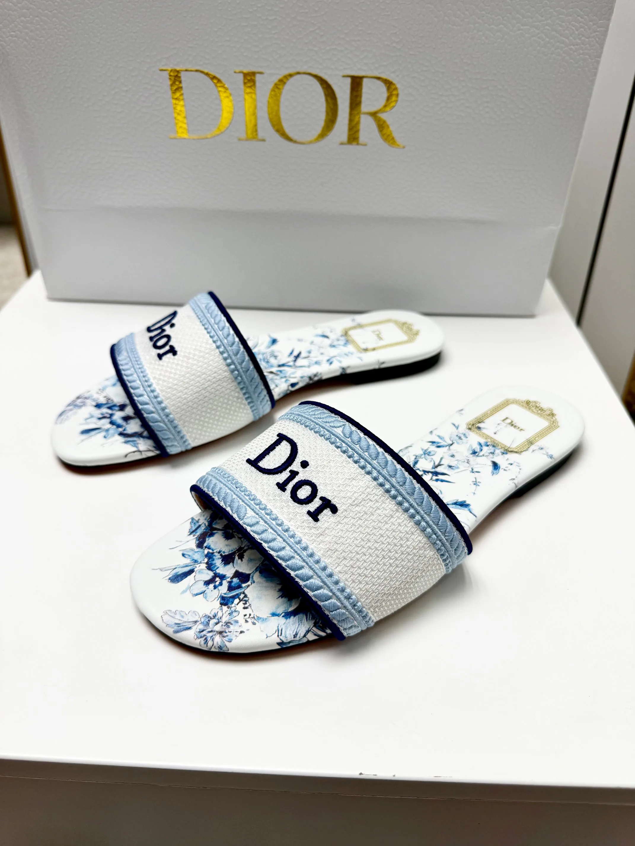 Сандалии Женские Christian Dior 12877279