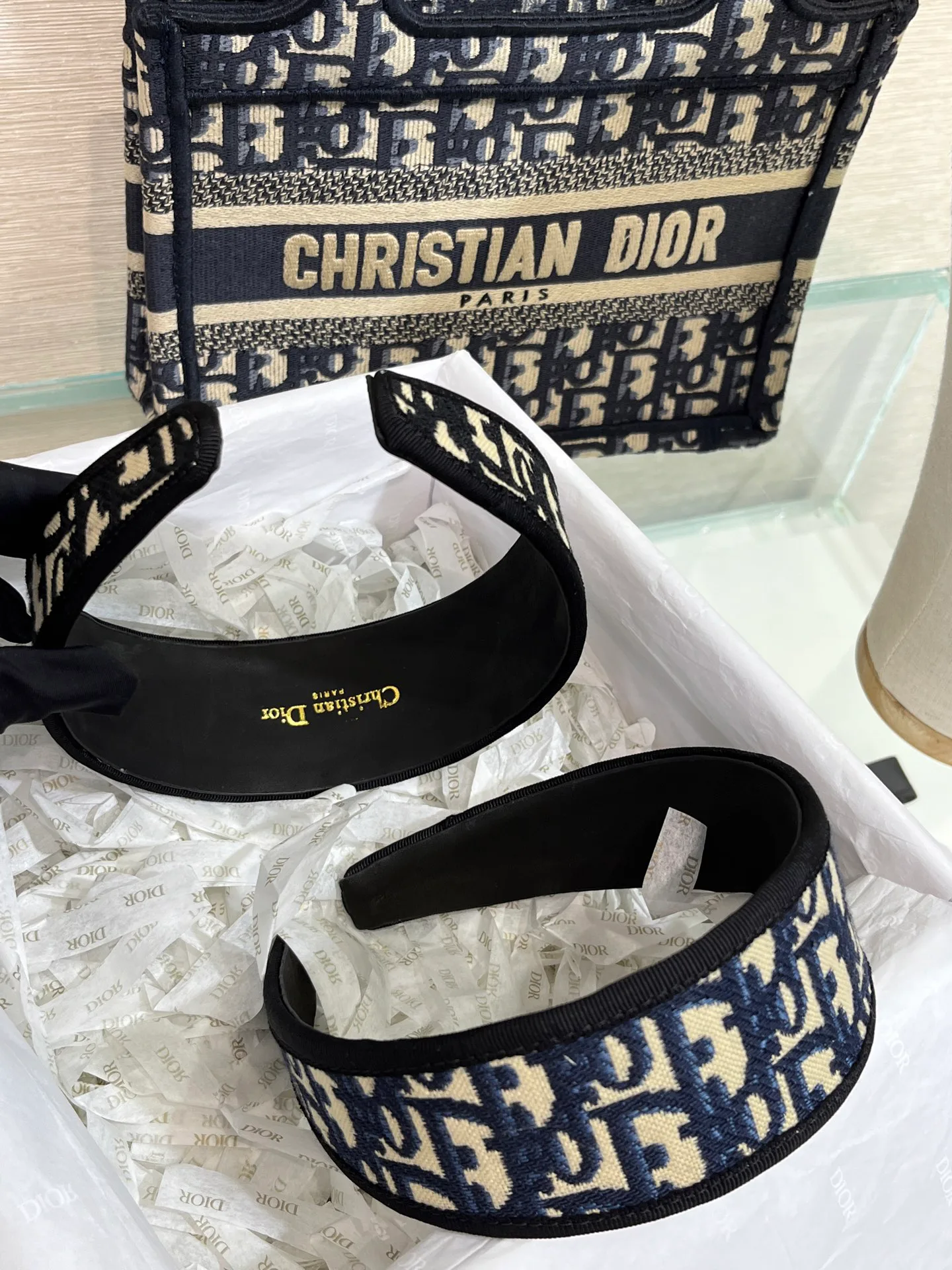 Головные Уборы Christian Dior 11693557