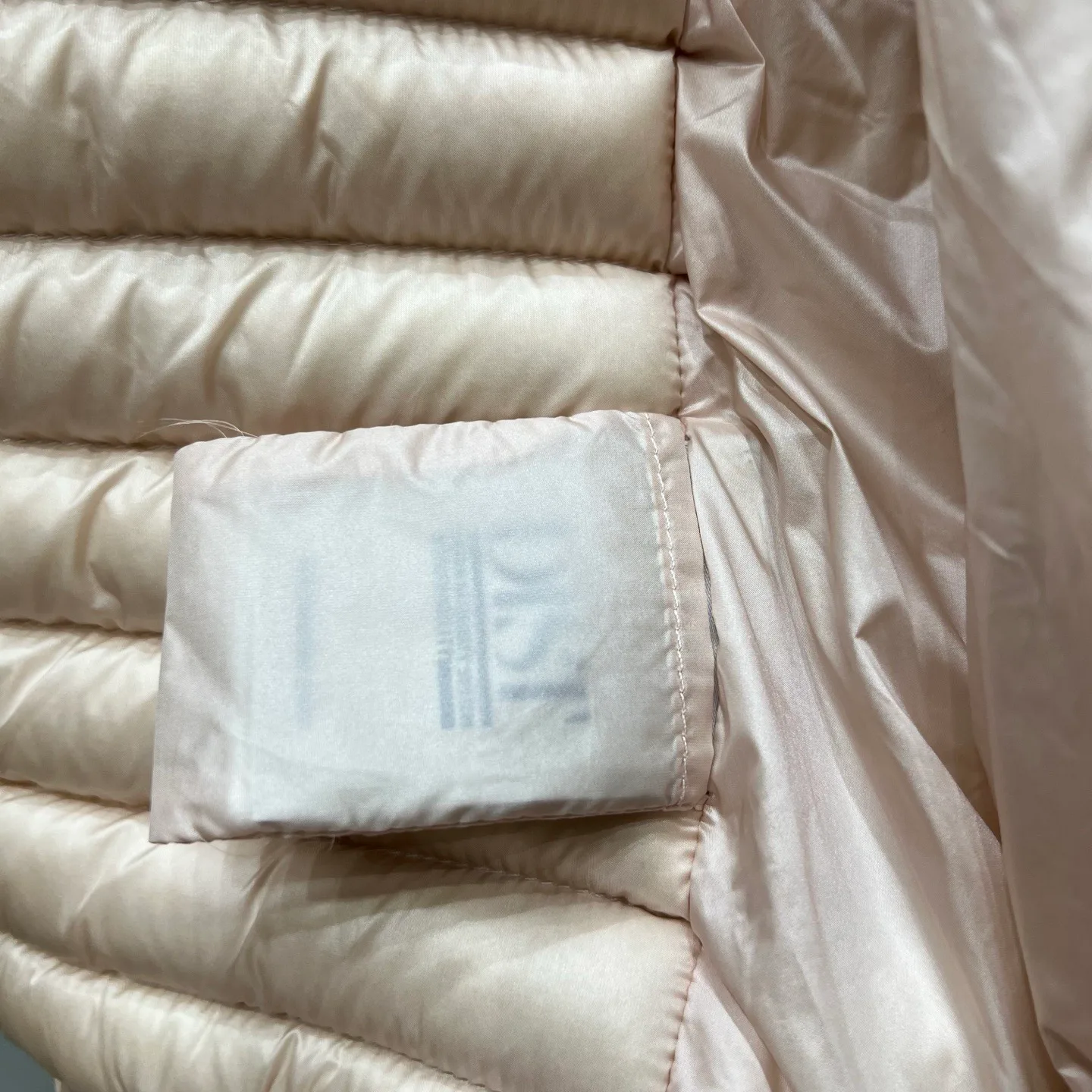 Куртки И Пуховики Женские Moncler 18043622