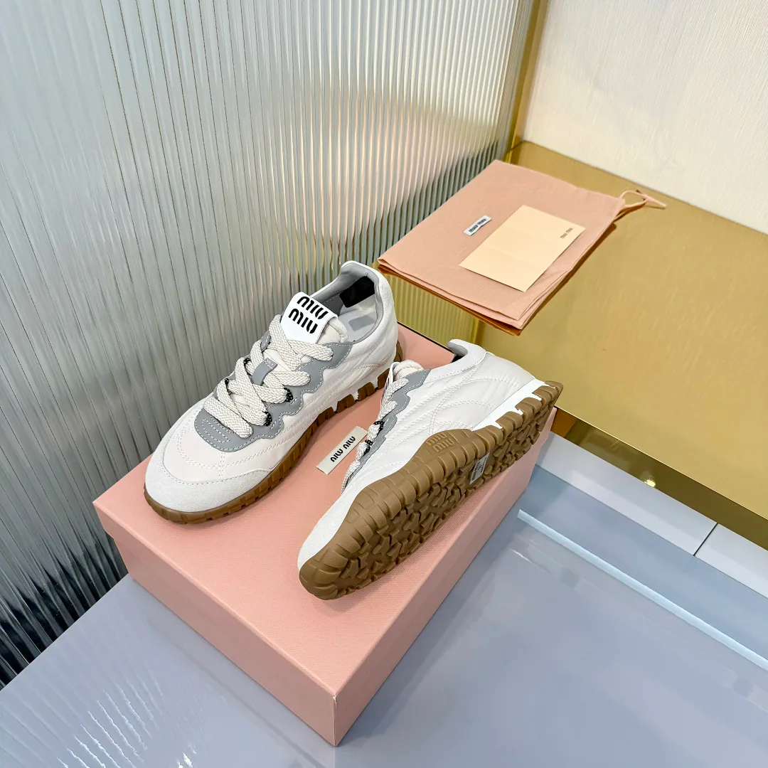 Кроссовки Женские Miu Miu 11567632