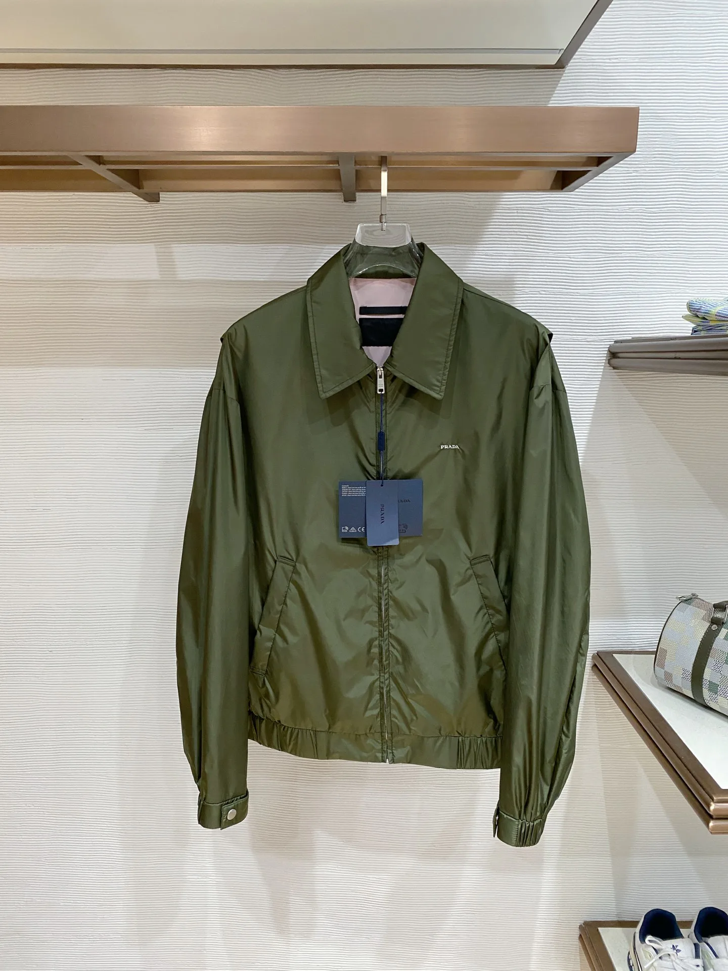 Куртки И Пуховики Мужские Prada 10271820