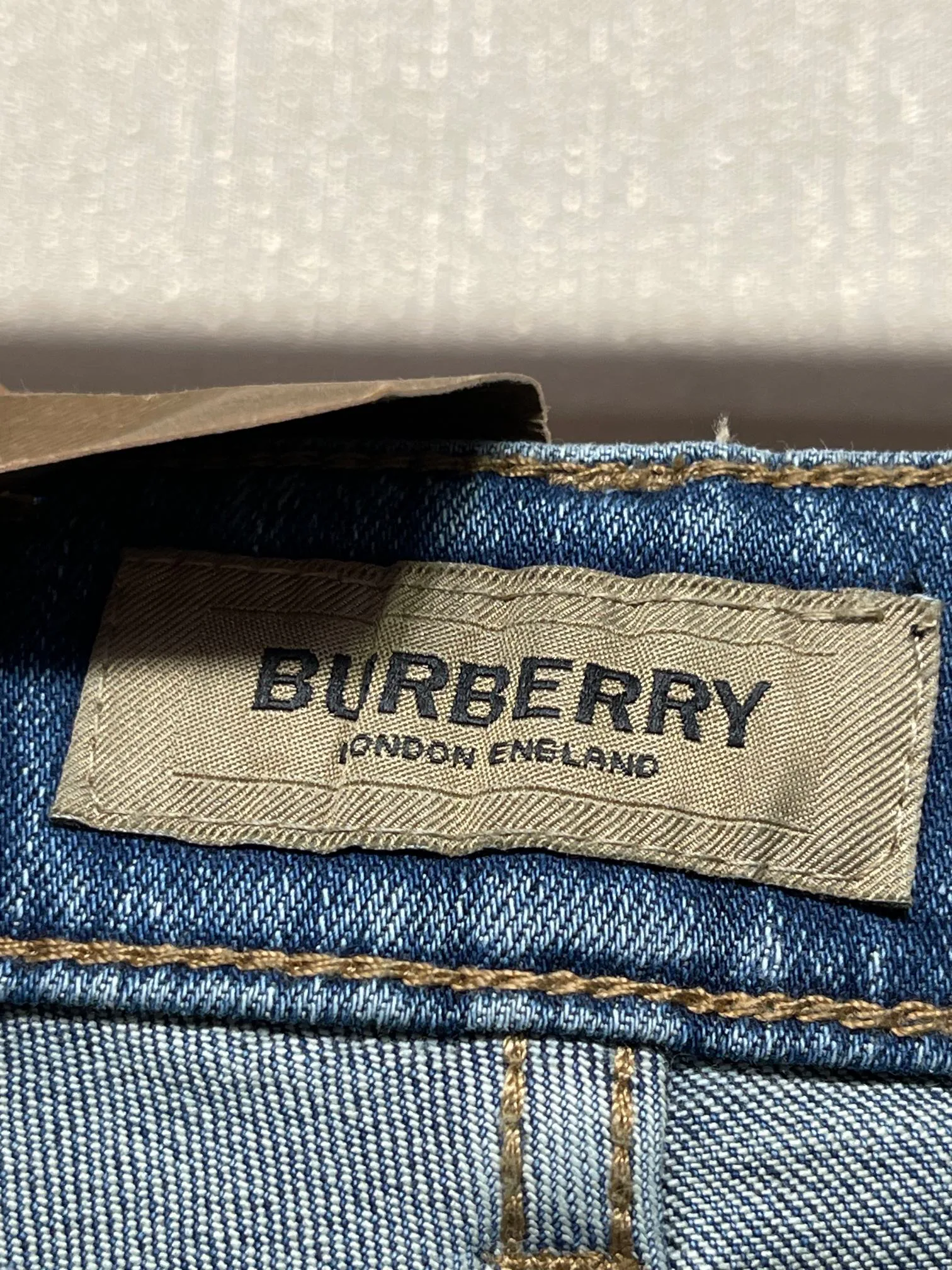Джинсы Мужские Burberry 12551772