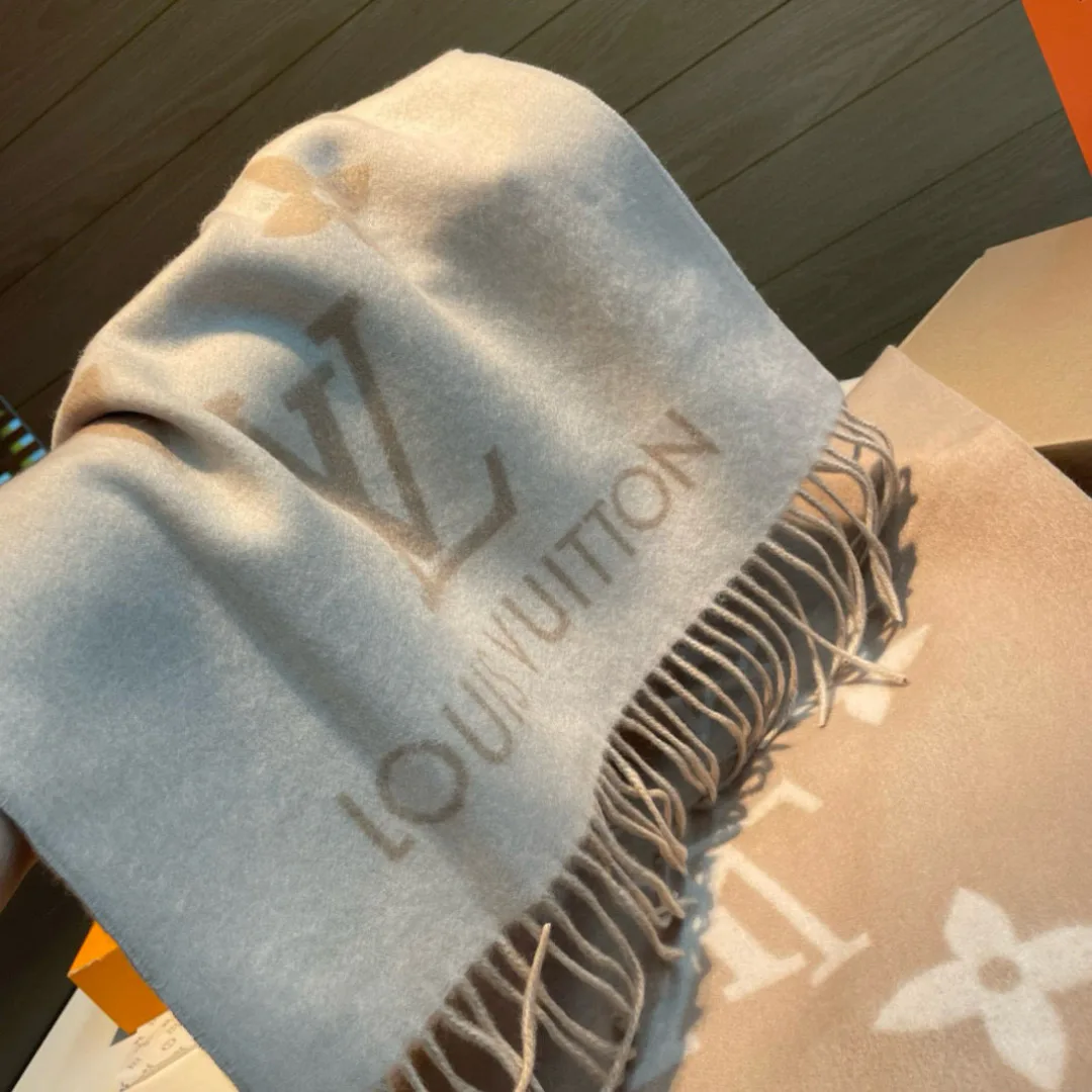 Шарфы Louis Vuitton 288353
