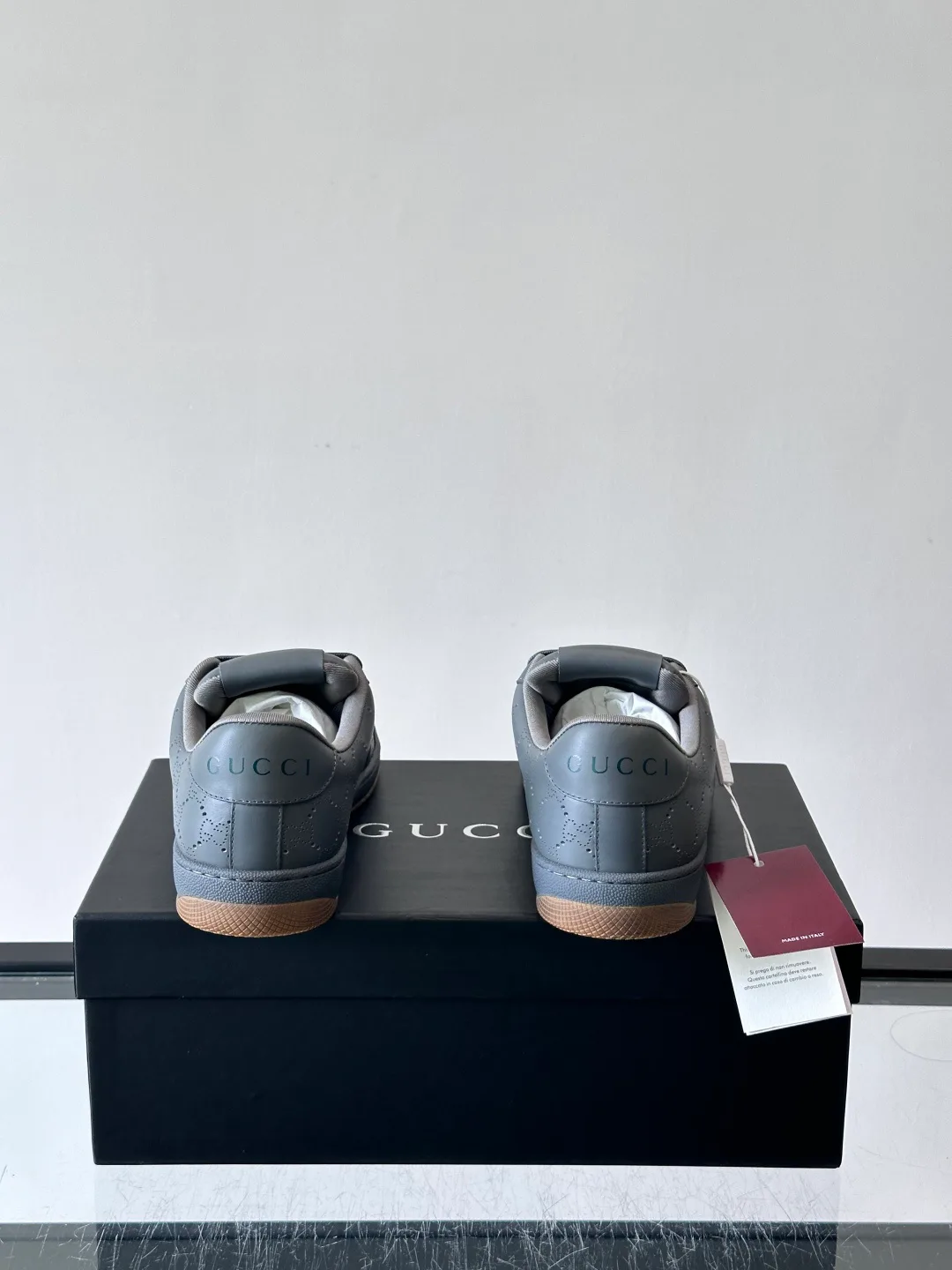 Кроссовки Женские Gucci 18101948