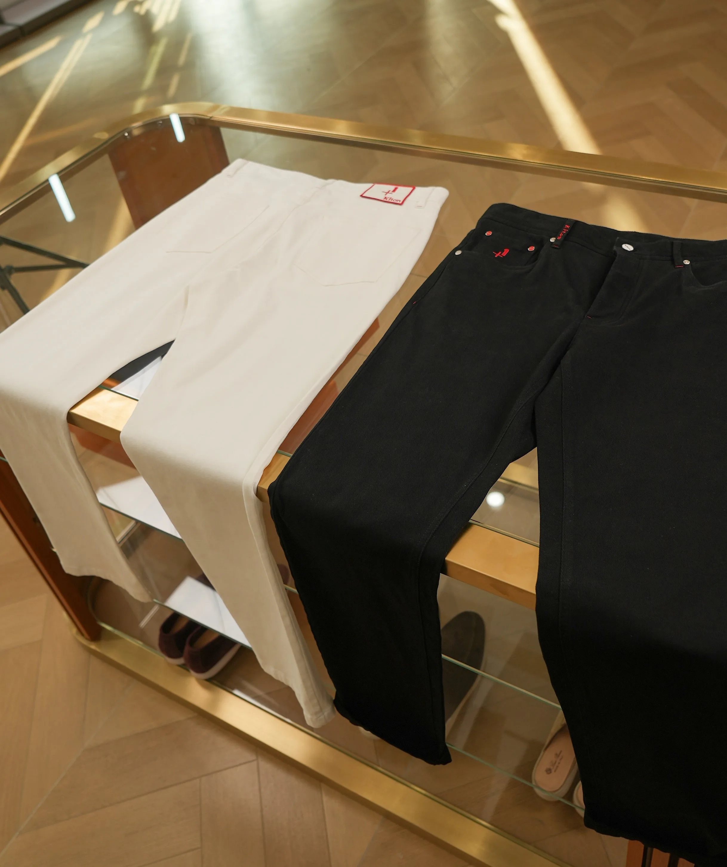 Джинсы Мужские Kiton 10036709