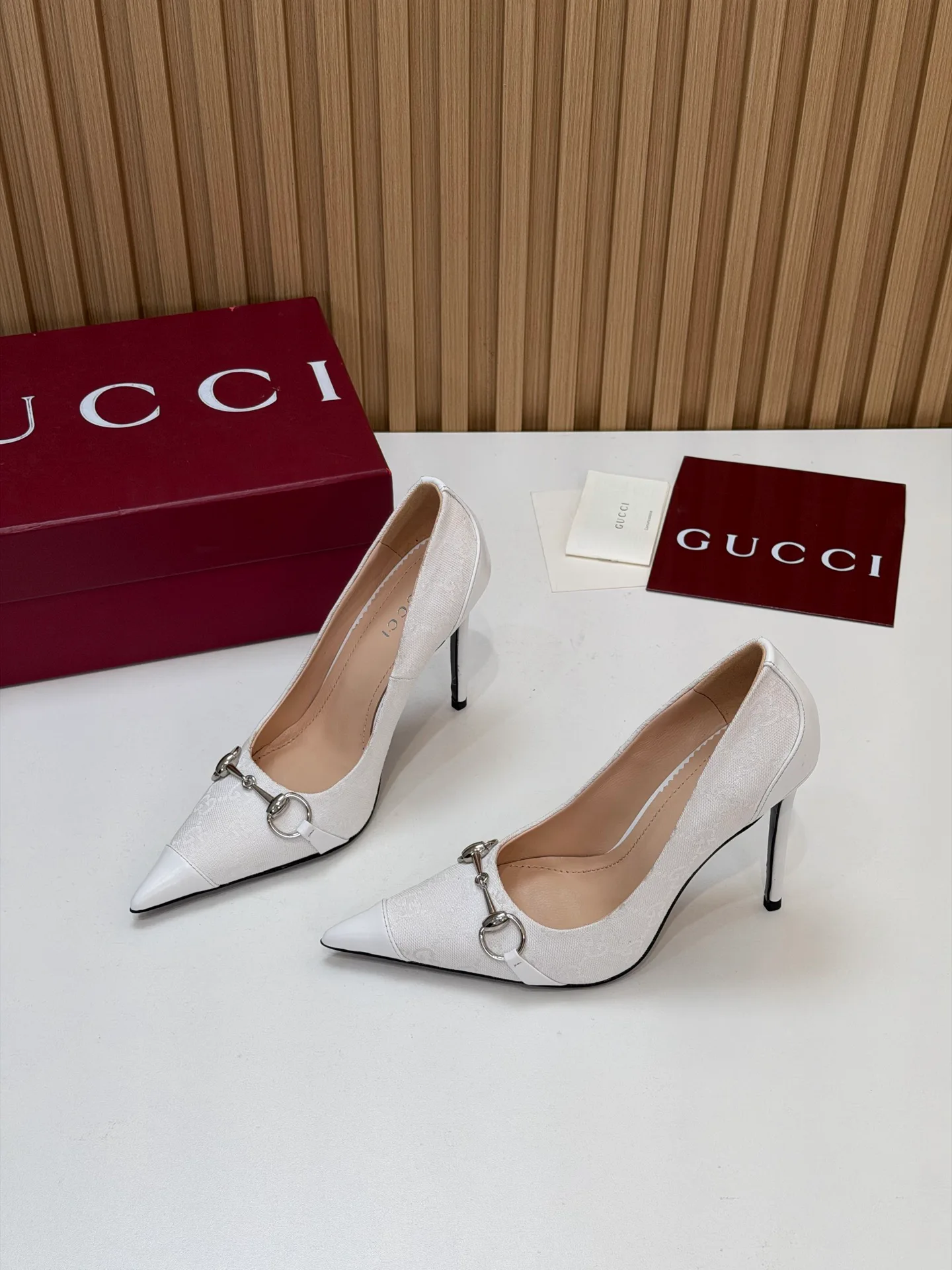 Туфли Женские Gucci 18245480
