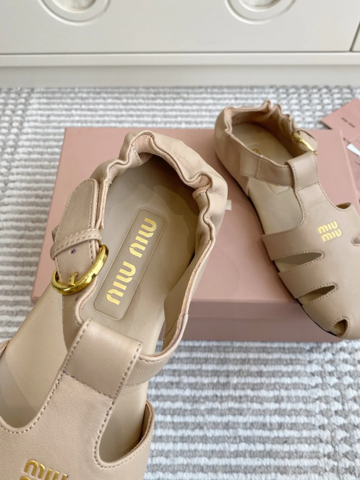 Босоножки Женские Miu Miu 11668860