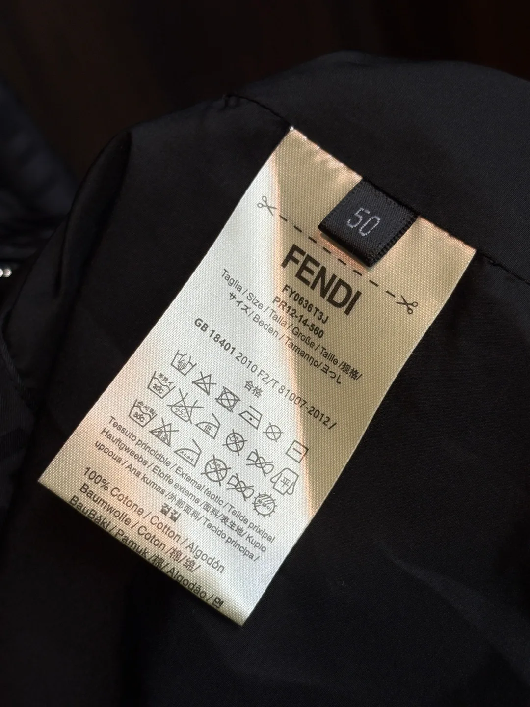 Куртки И Пуховики Мужские Fendi 18199471