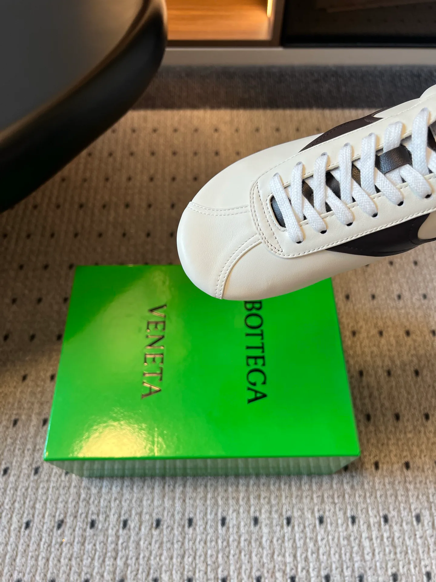 Кроссовки Женские Bottega Veneta 17898388