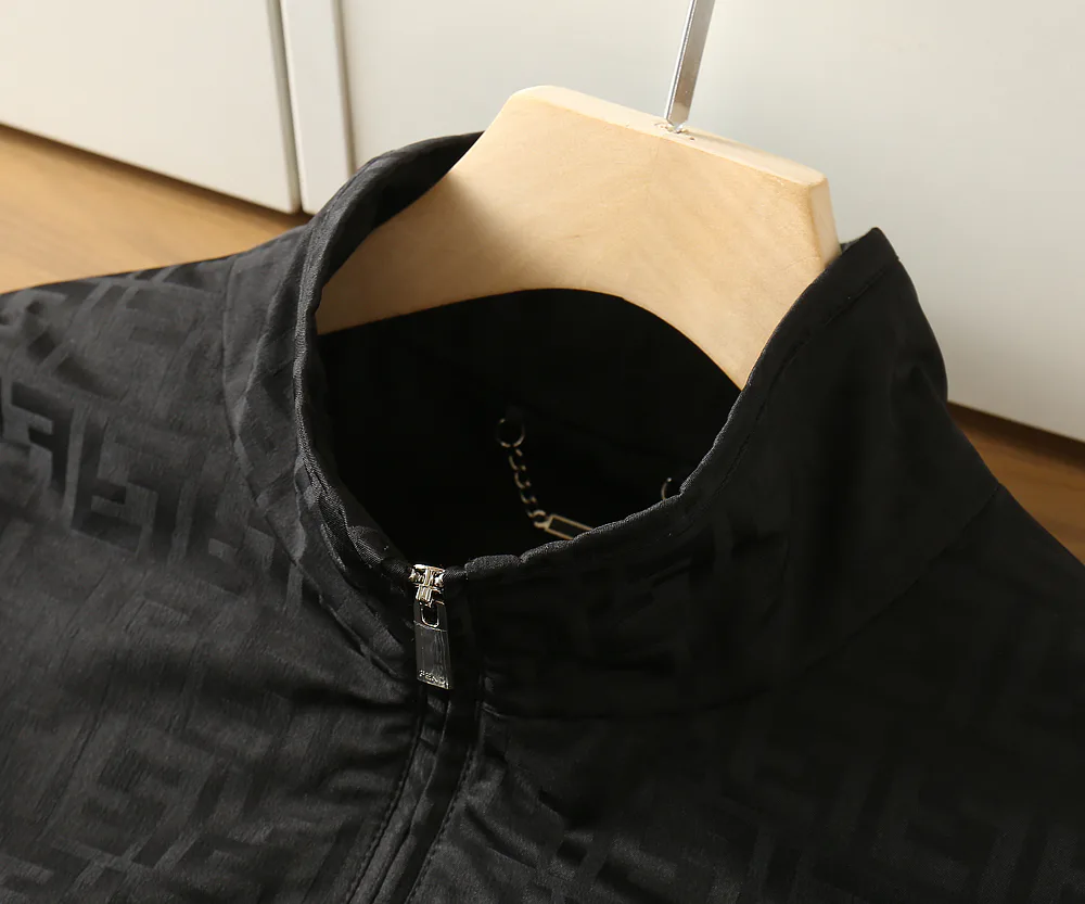 Куртки И Пуховики Мужские Fendi 5019526