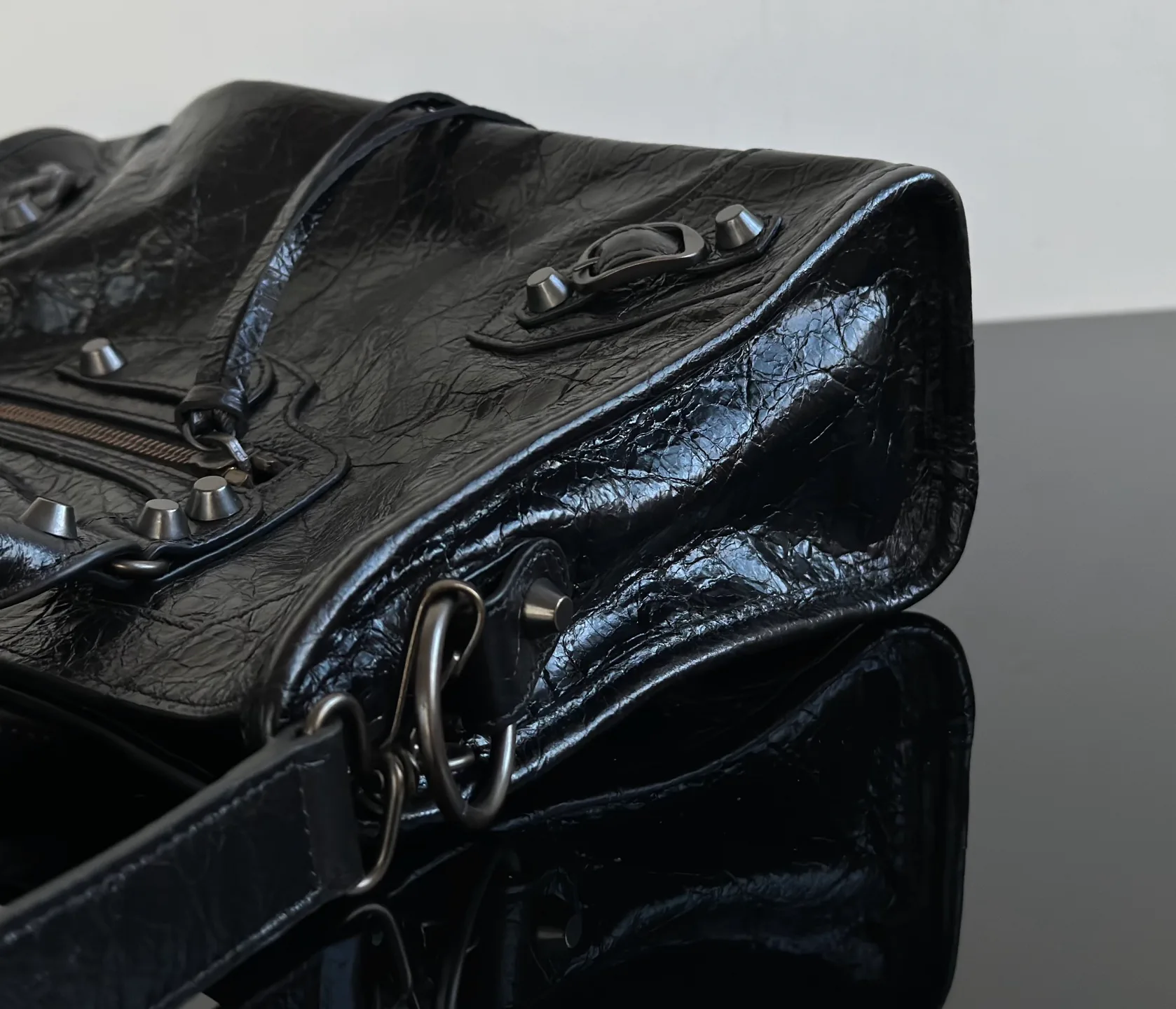 Классические Сумки Женские Balenciaga 11480472