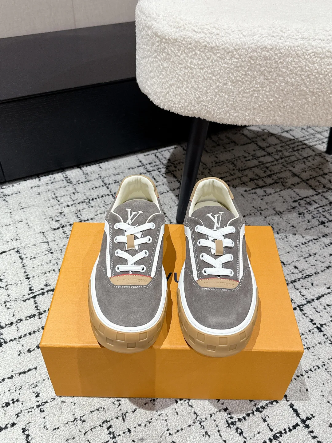 Кроссовки Мужские Louis Vuitton 47457