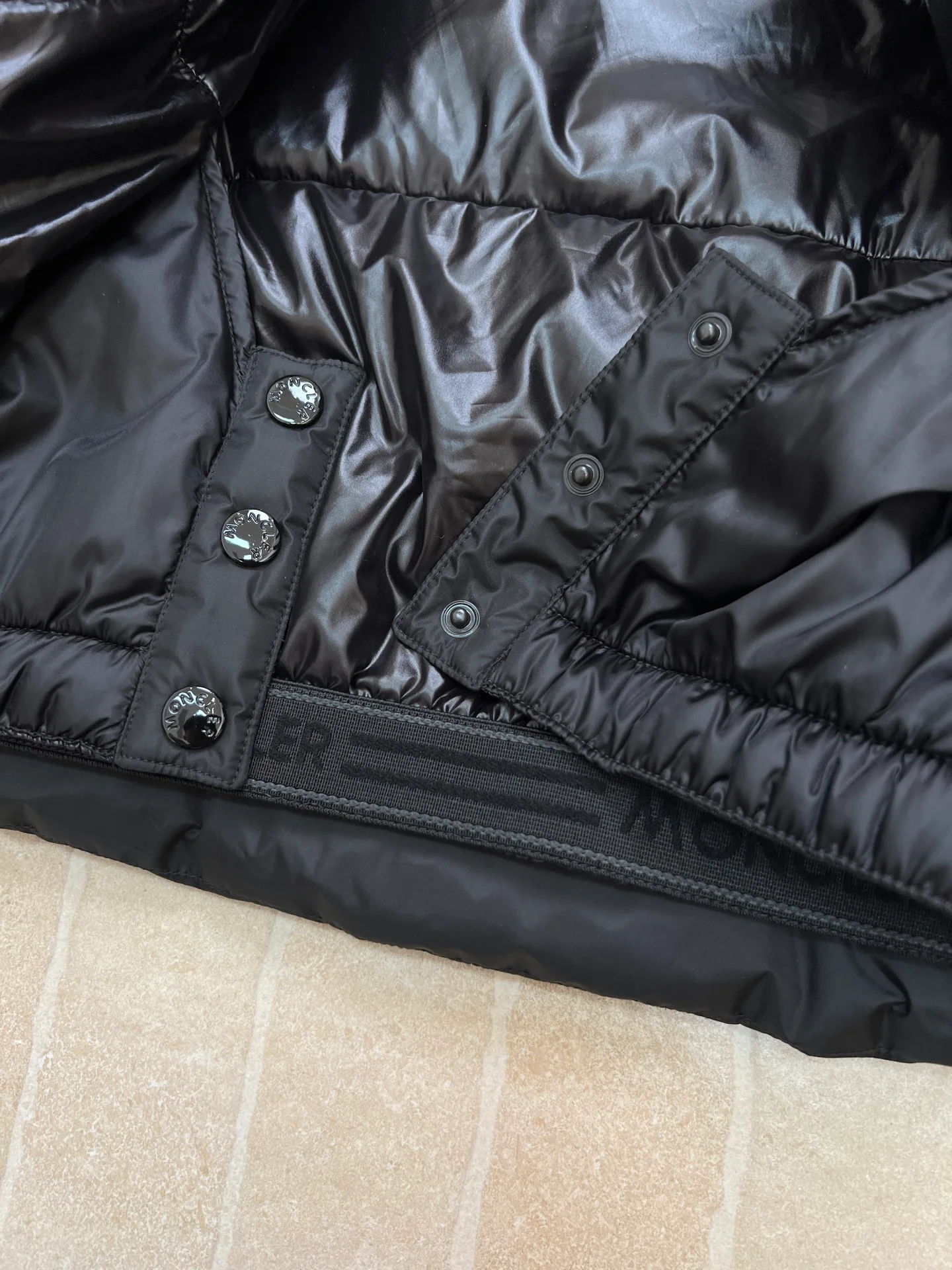 Куртки И Пуховики Женские Moncler 18149125