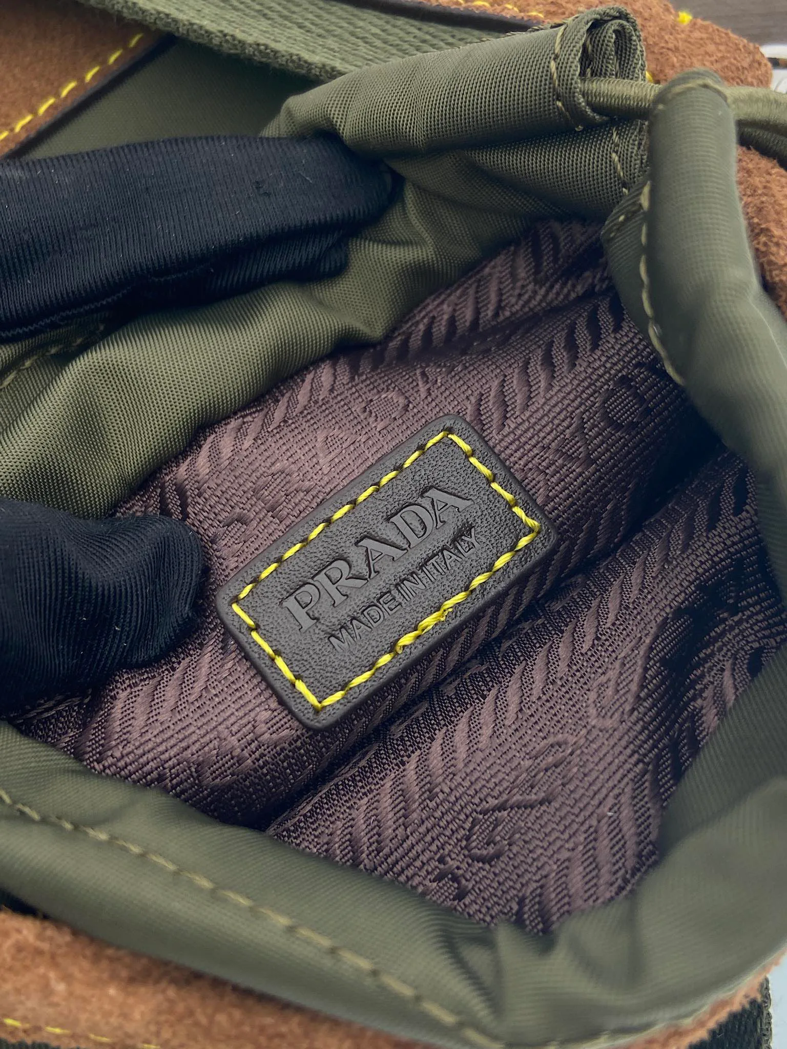 Сумки На Ремне Женские Prada 13410384