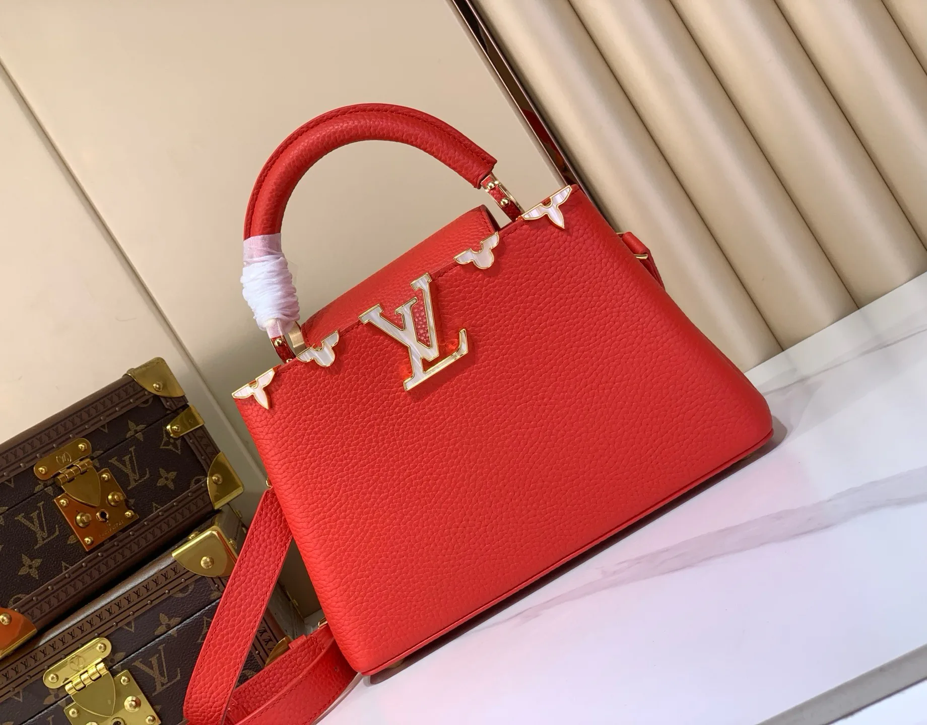 Классические Сумки Женские Louis Vuitton 17499354