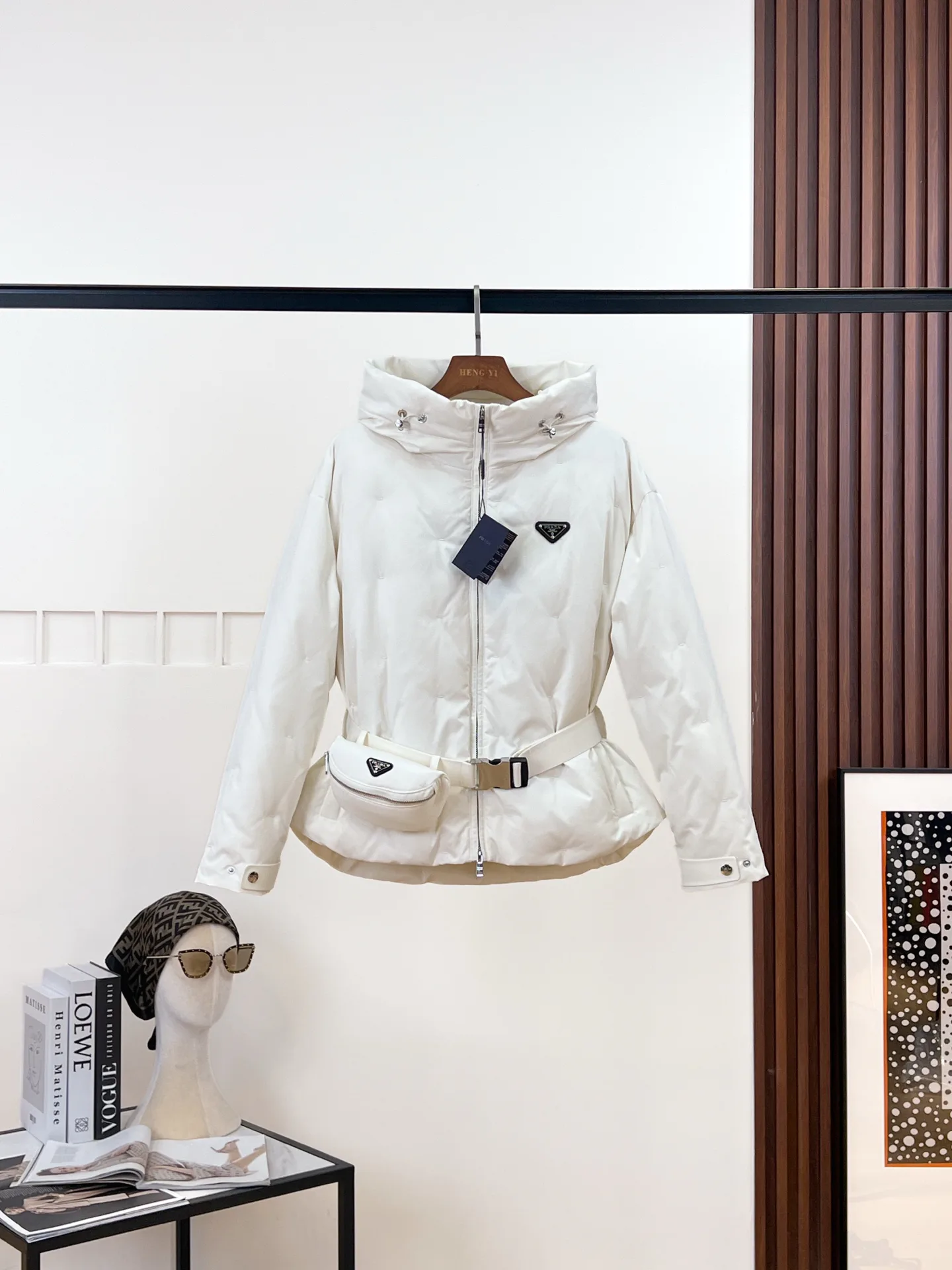 Куртки И Пуховики Женские Prada 17964736