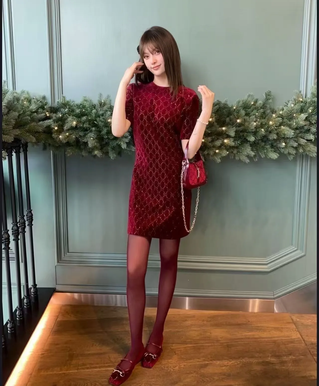 Платья Женские Gucci 1913781