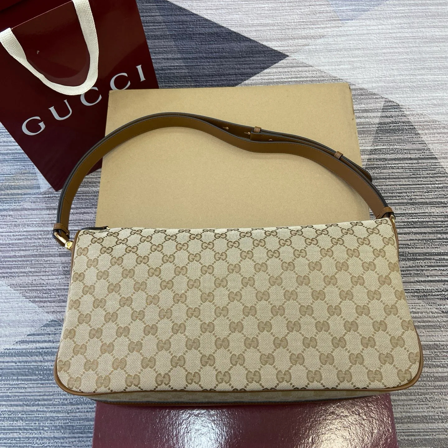 Классические Сумки Женские Gucci 11704000