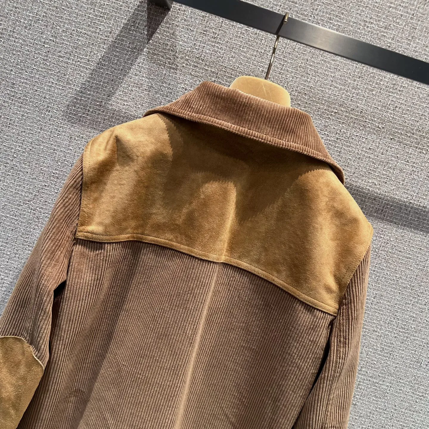 Куртки И Пуховики Женские Miu Miu 1068431