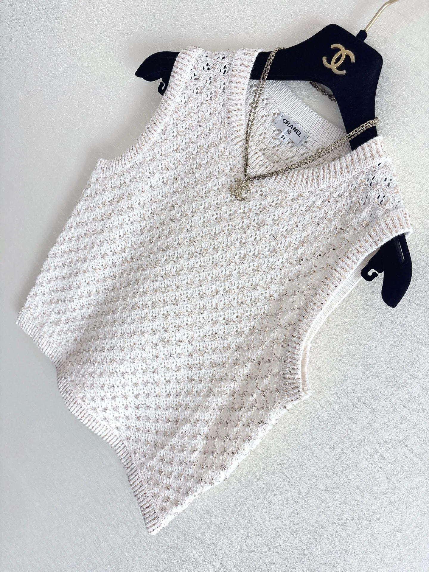 Жилеты Женские Chanel 11697156