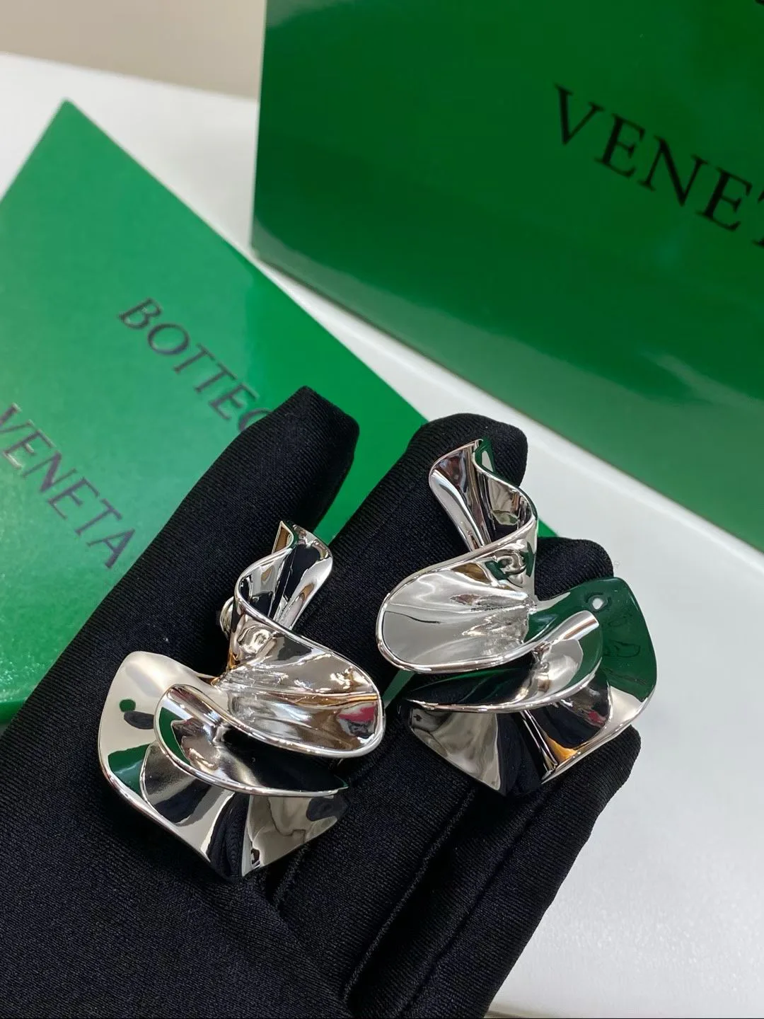 Бижутерия Bottega Veneta 5033025