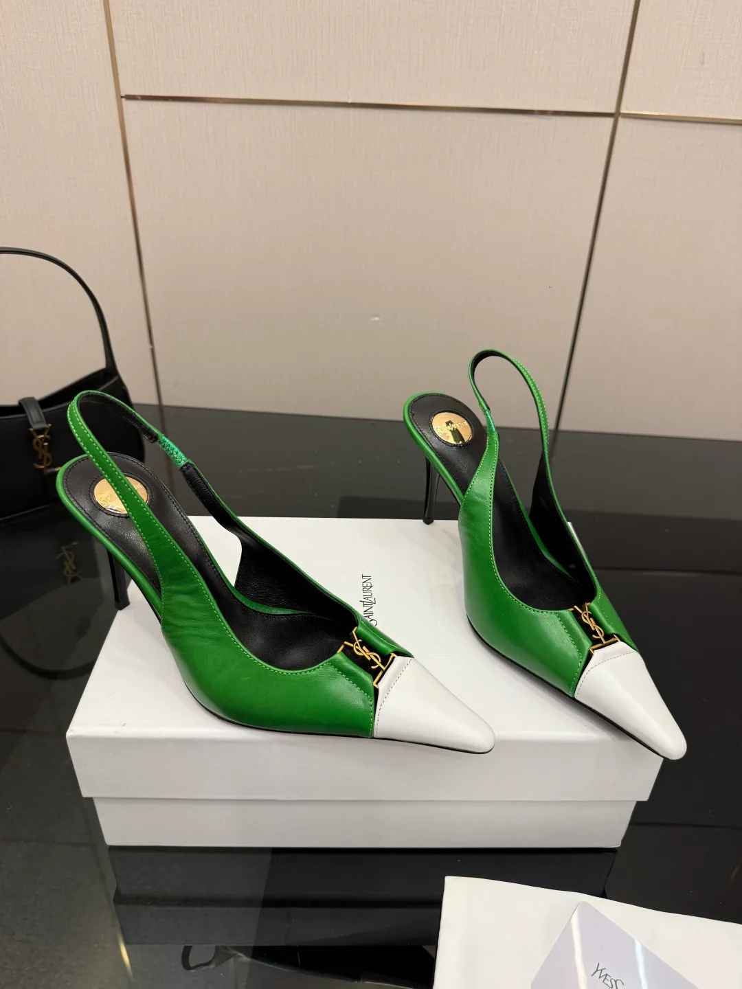 Босоножки Женские Saint Laurent 11409918