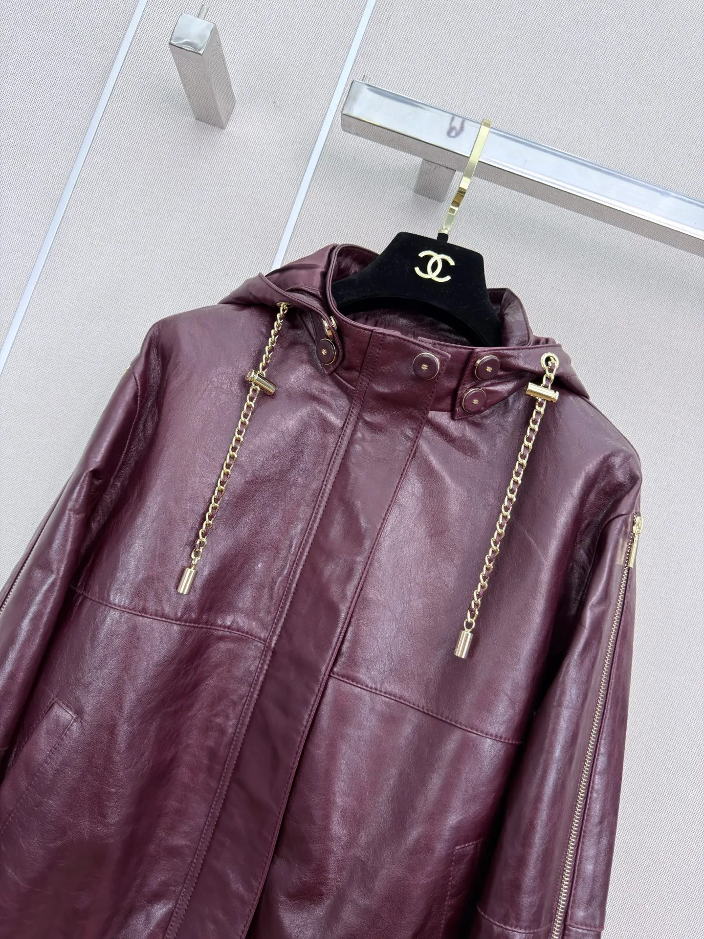 Кожаные Куртки И Дублёнки Женские Chanel 18439394