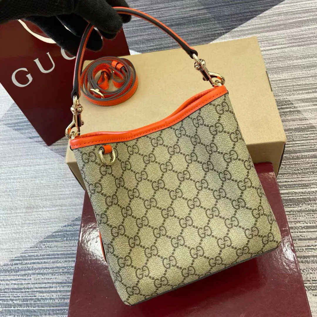 Классические Сумки Женские Gucci 11394902