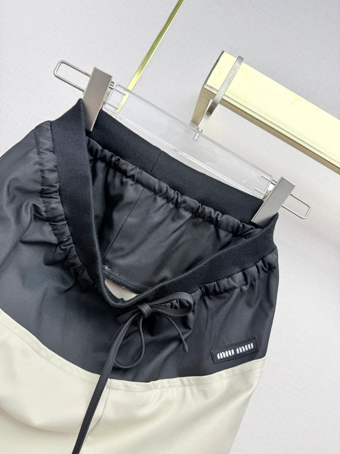 Брюки Женские Miu Miu 18298504