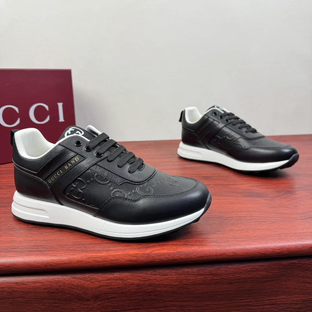 Кроссовки Мужские Gucci 12179304