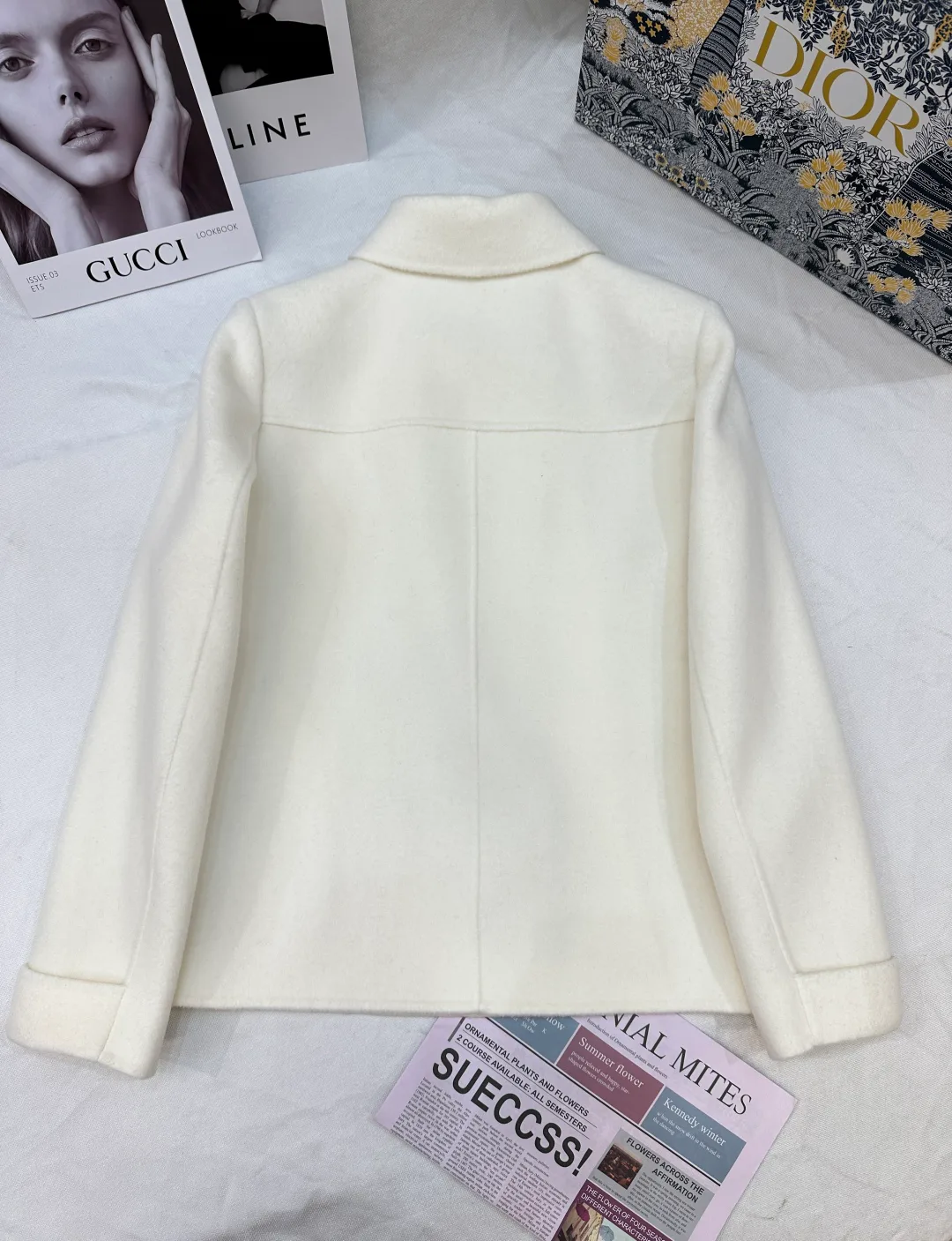 Куртки И Пуховики Женские Valentino 68528