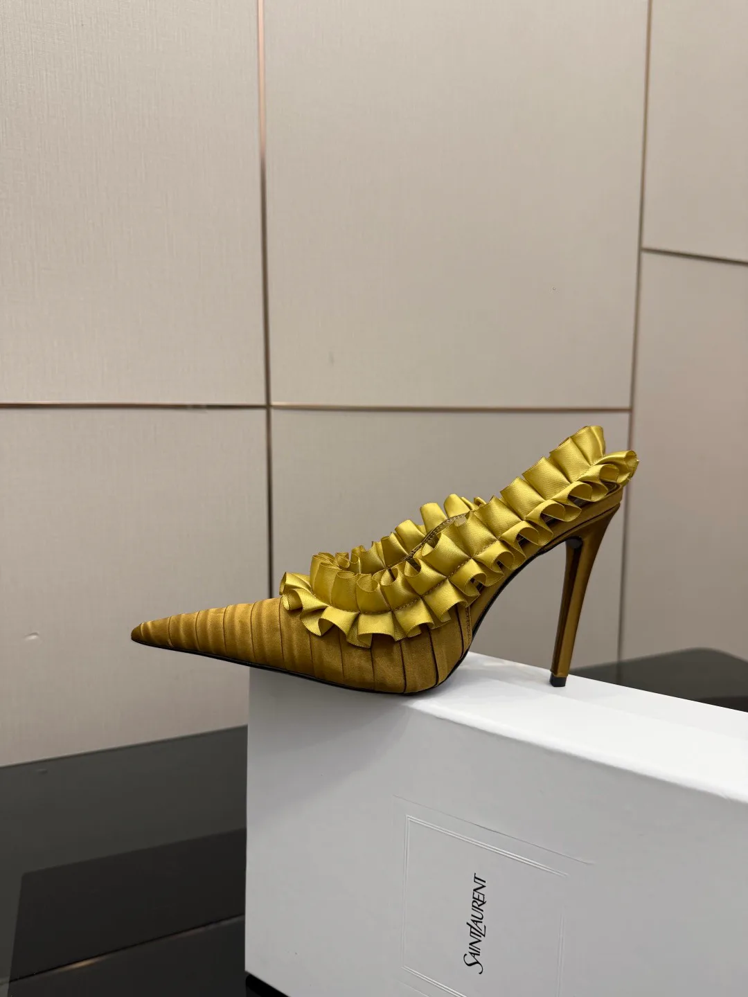 Туфли Женские Saint Laurent 5399940