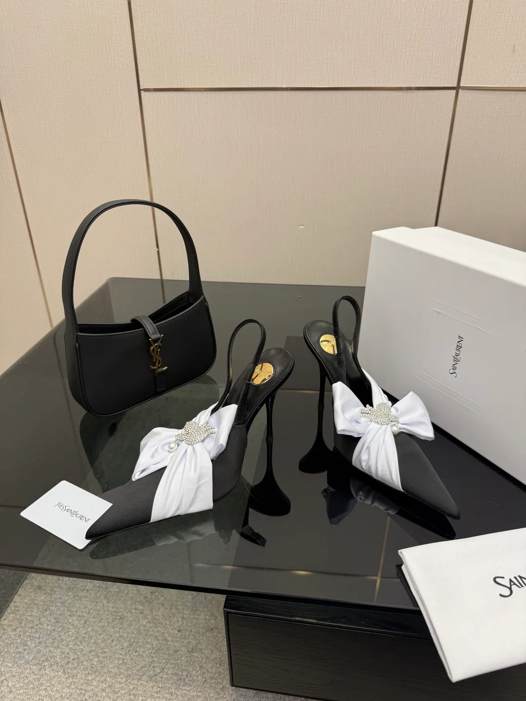 Туфли Женские Saint Laurent 2597136