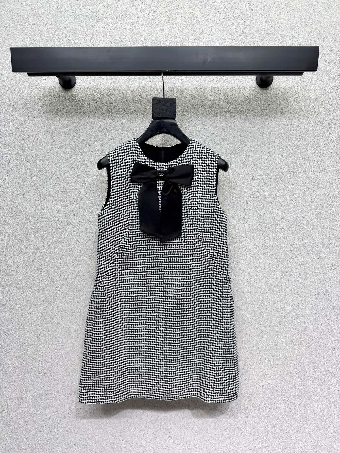 Платья Женские Christian Dior 11571125