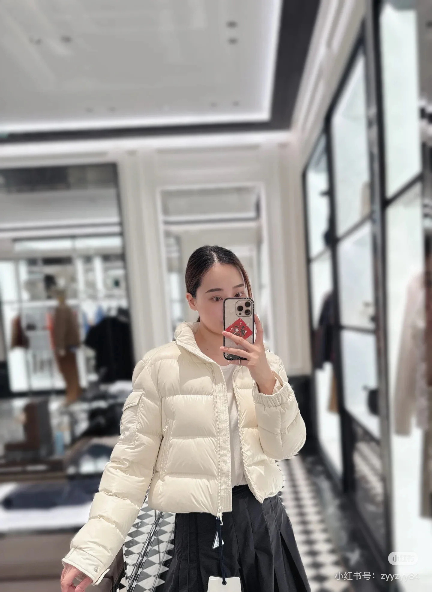Куртки И Пуховики Женские Moncler 19052088