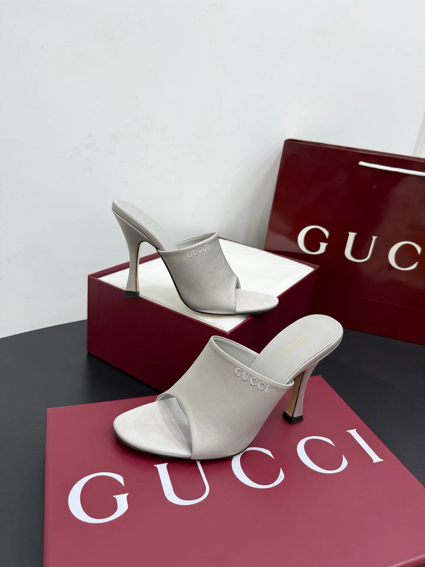 Босоножки Женские Gucci 457939