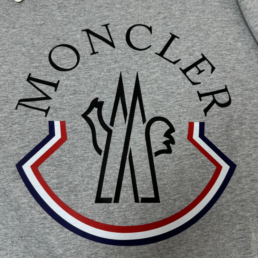 Футболки Женские Moncler 10292163