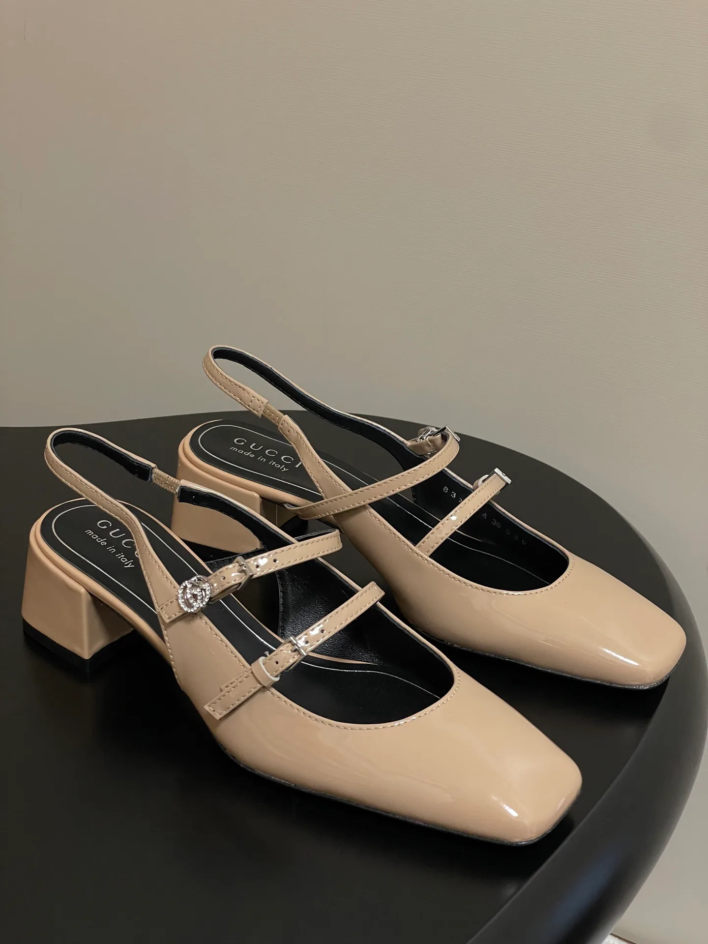 Туфли Женские Gucci 492095