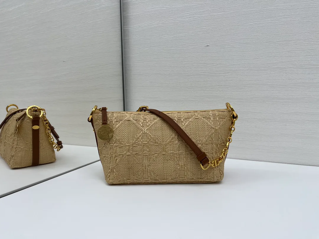 Классические Сумки Женские Christian Dior 11630093