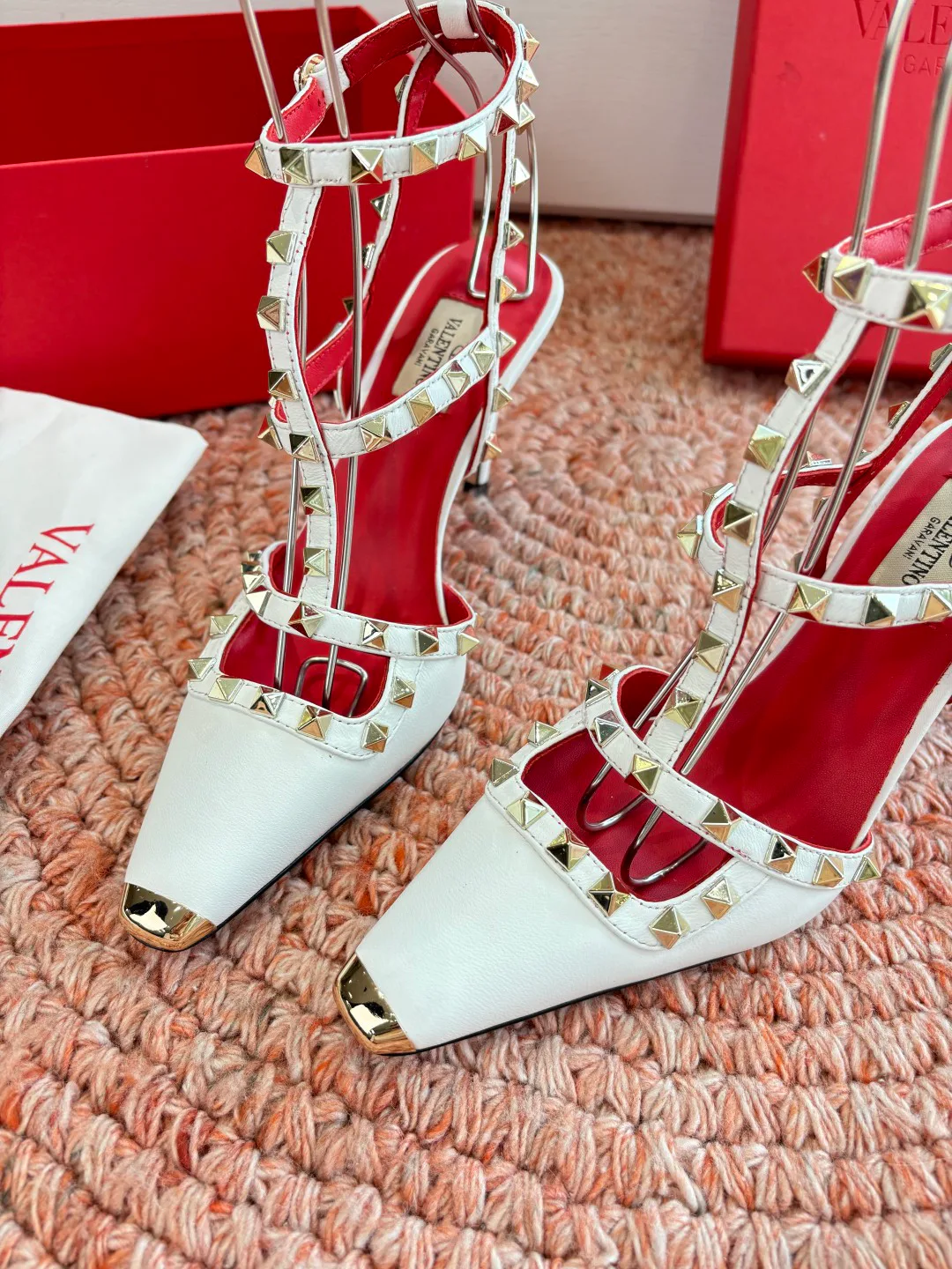 Босоножки Женские Valentino 11481215
