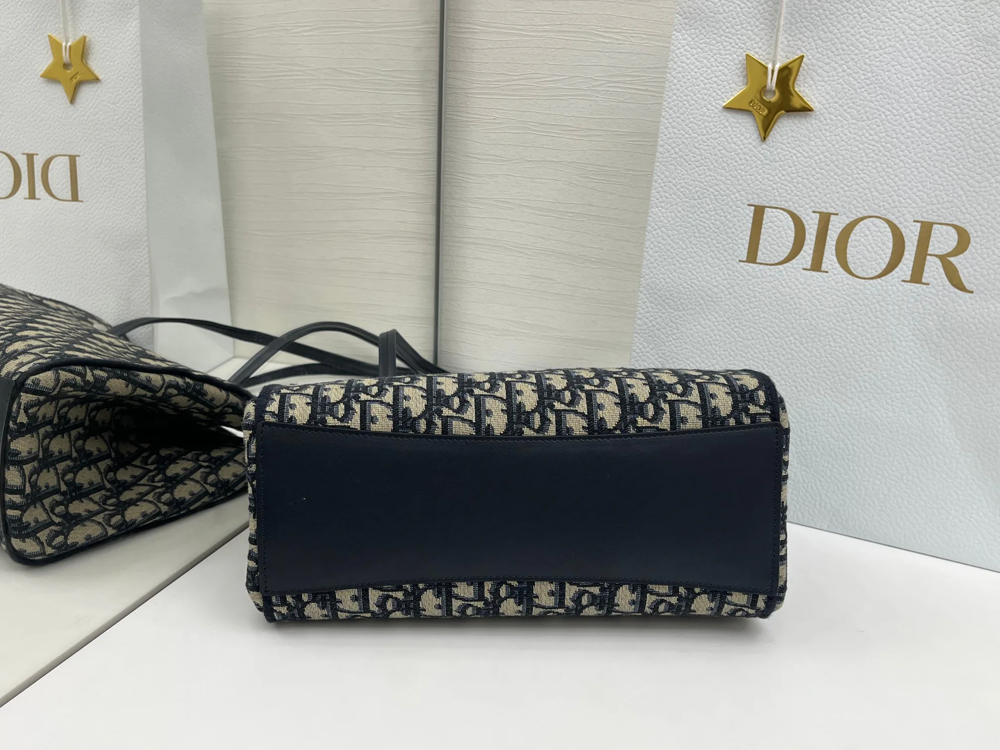 Классические Сумки Женские Christian Dior 11669077