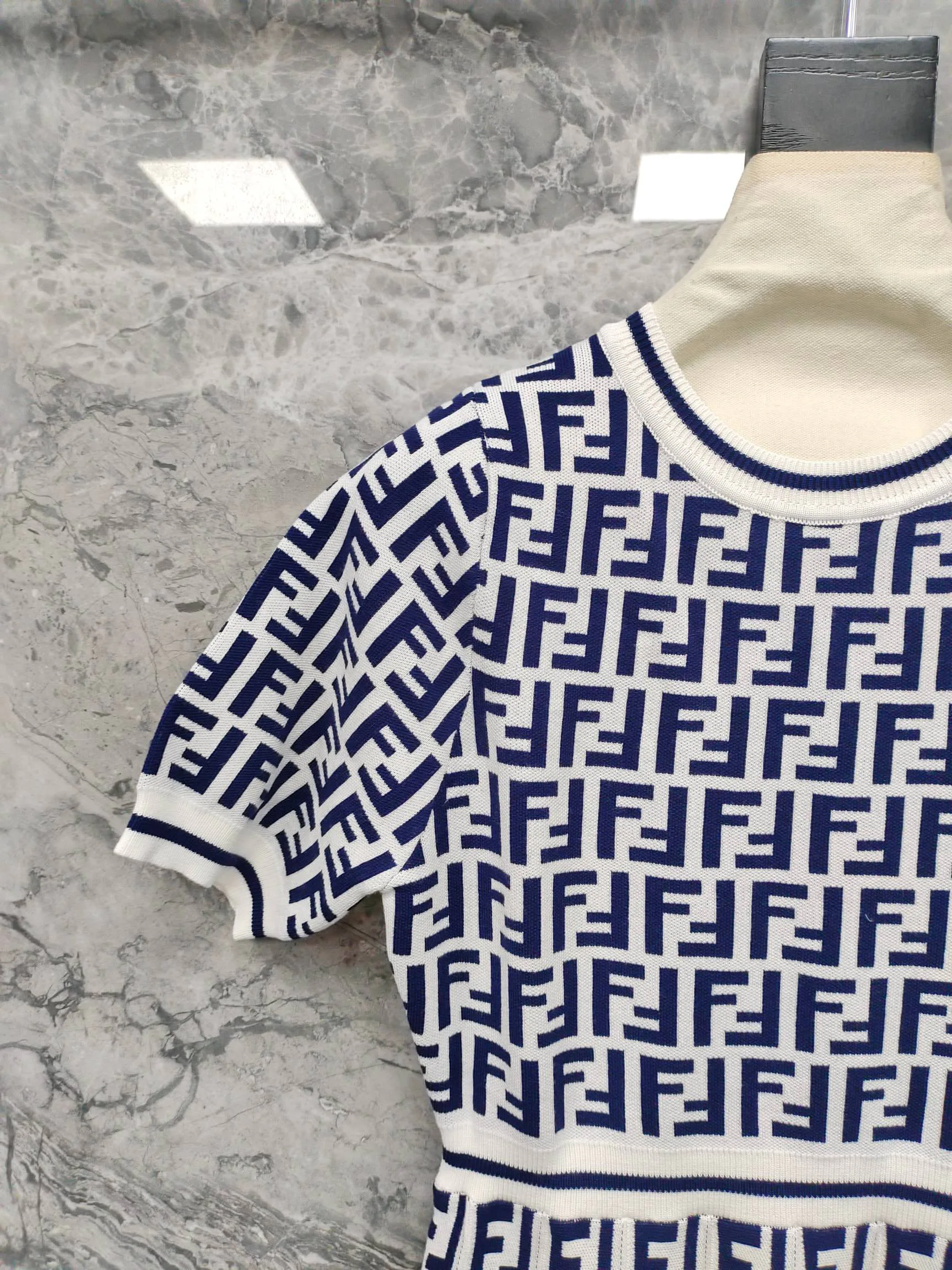 Платья Женские Fendi 18743538