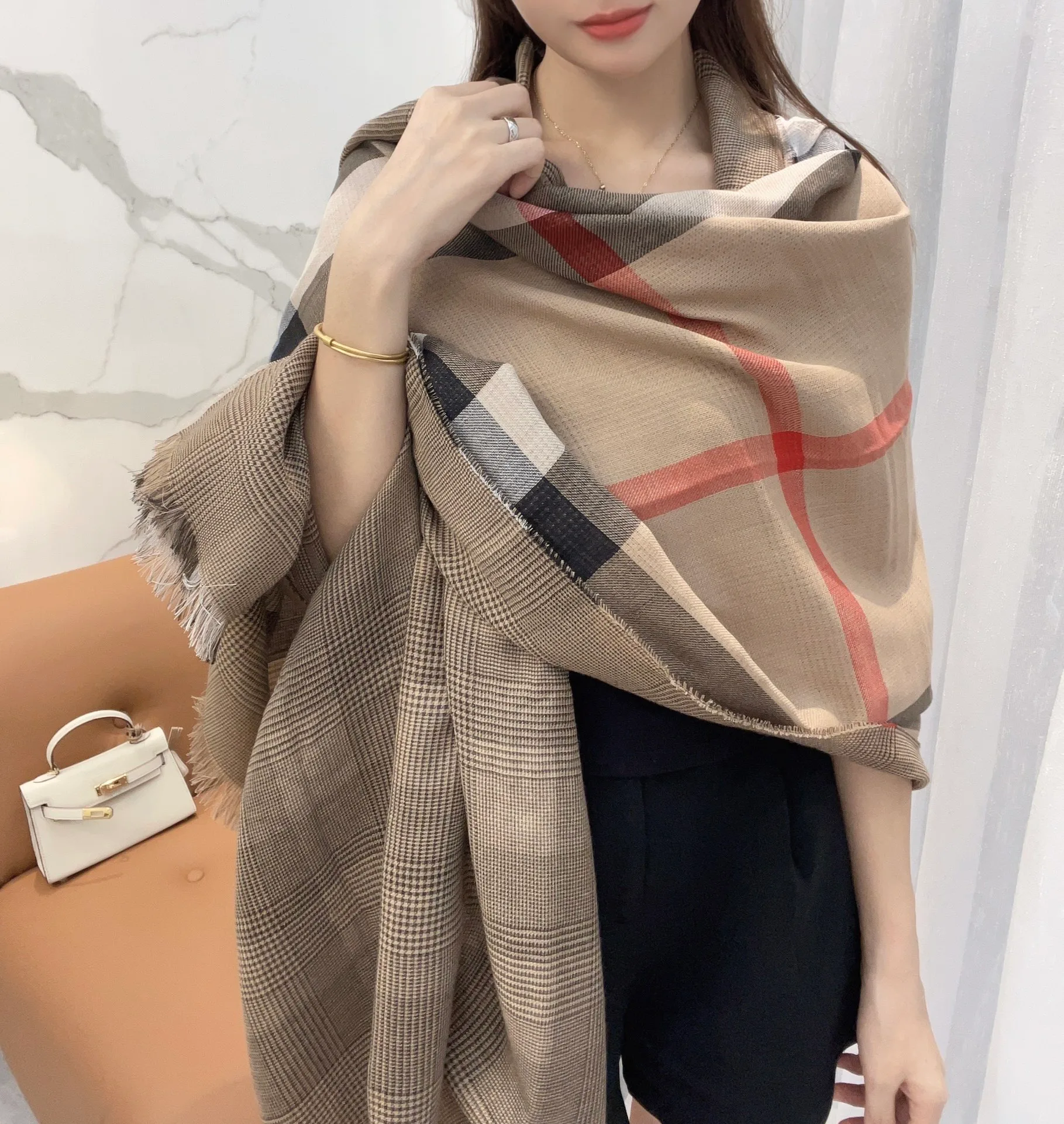 Шарфы Burberry 475717