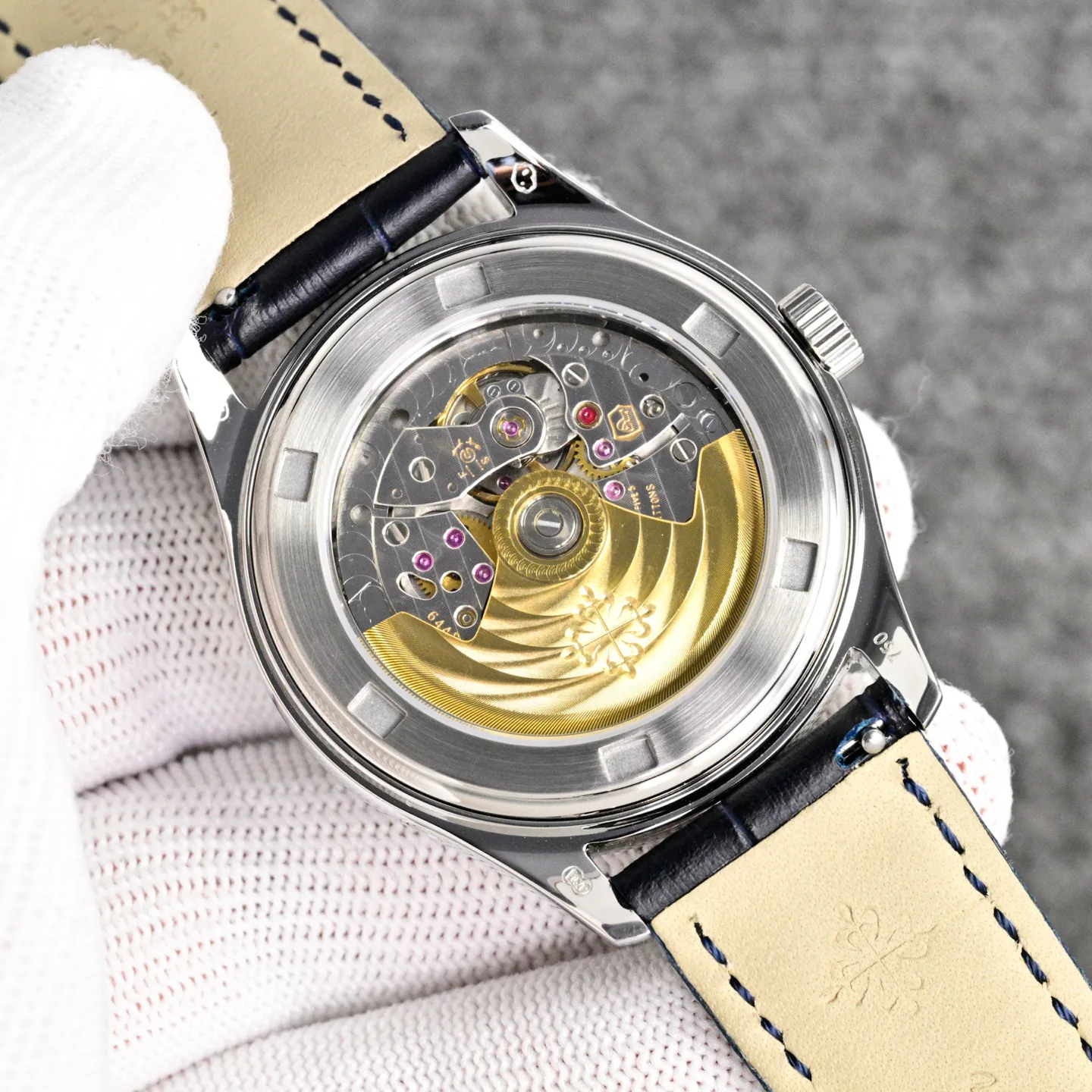 Часы Женские Patek Philippe 17120048
