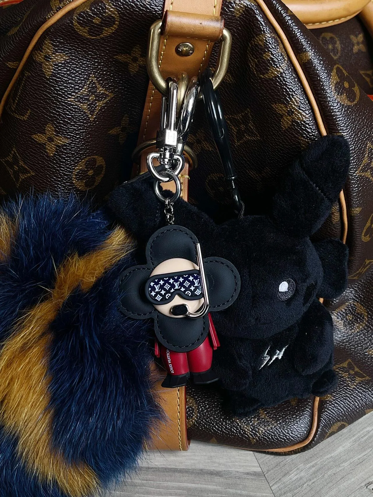 Ключницы Louis Vuitton 1255985