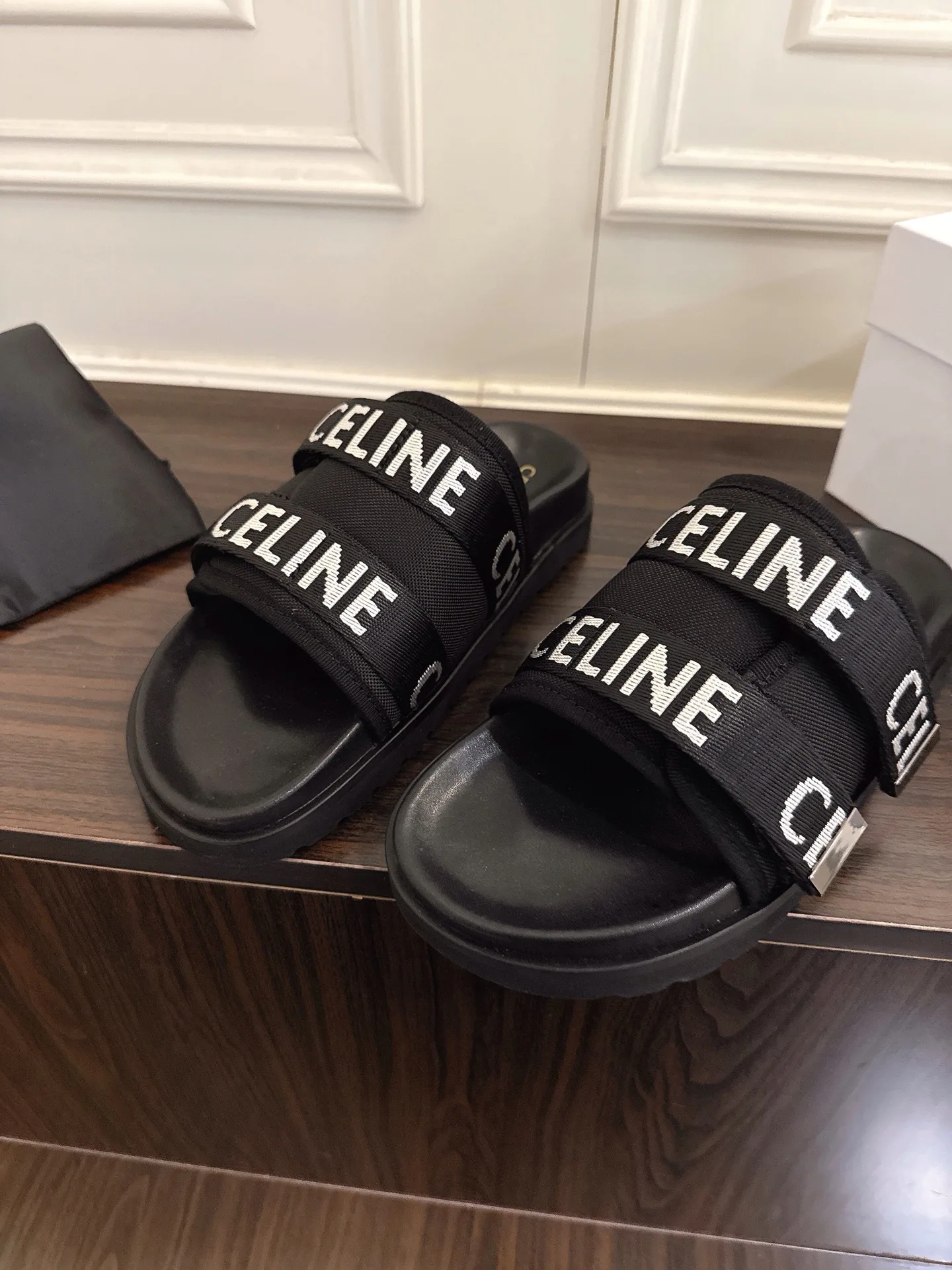 Сандалии Женские Celine 3120906