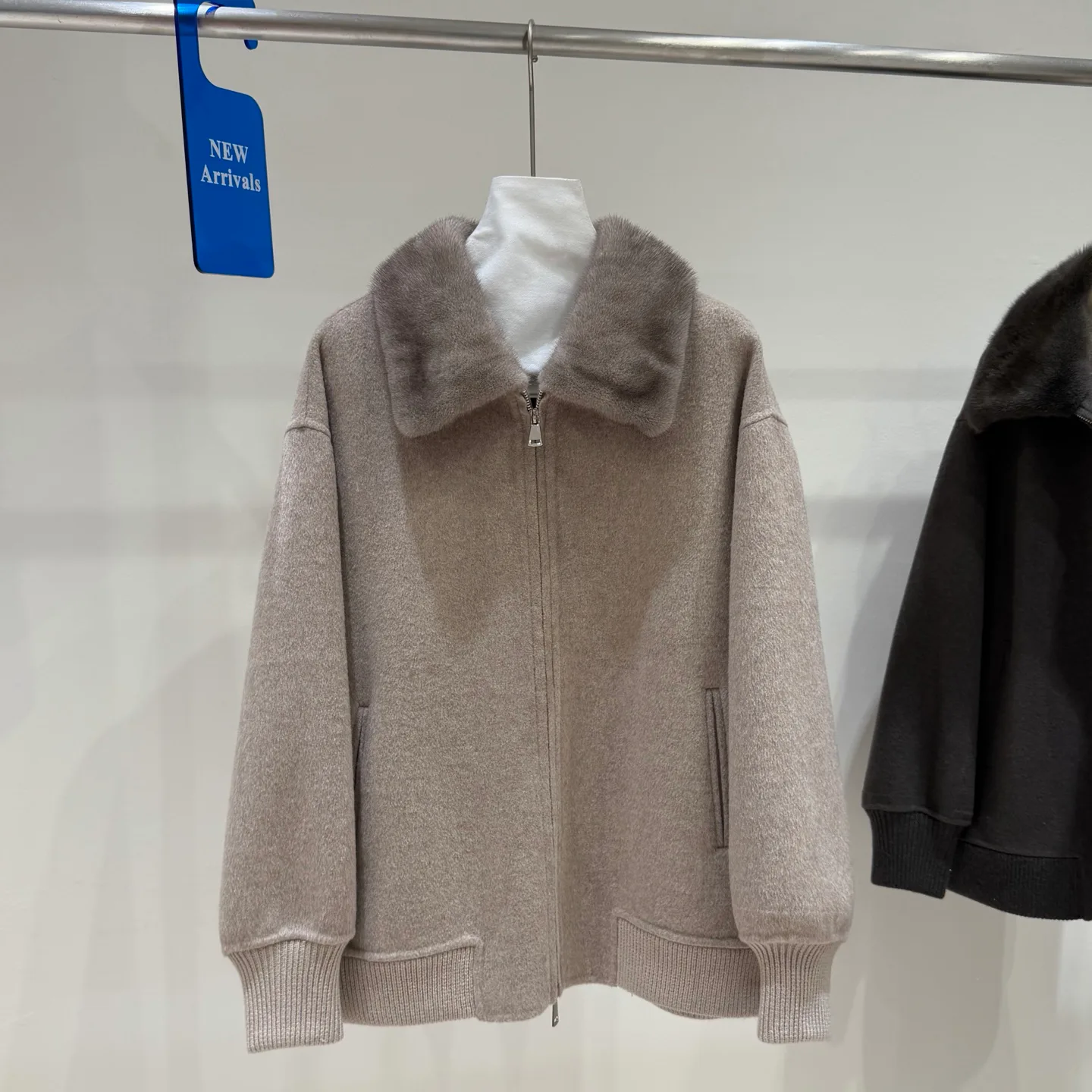 Пальто Женские Loro Piana 19579782