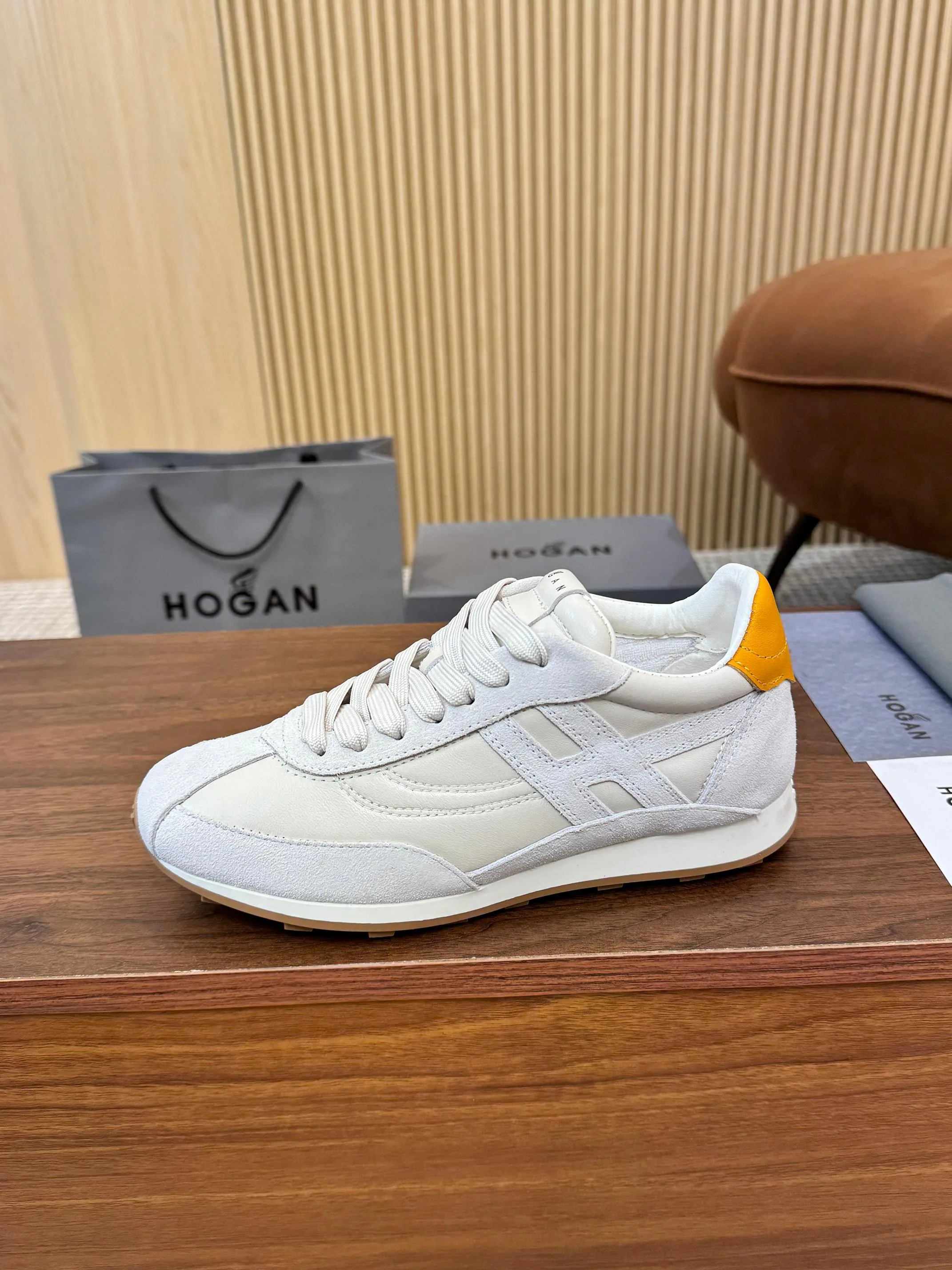 Кроссовки Женские Hogan 11745751