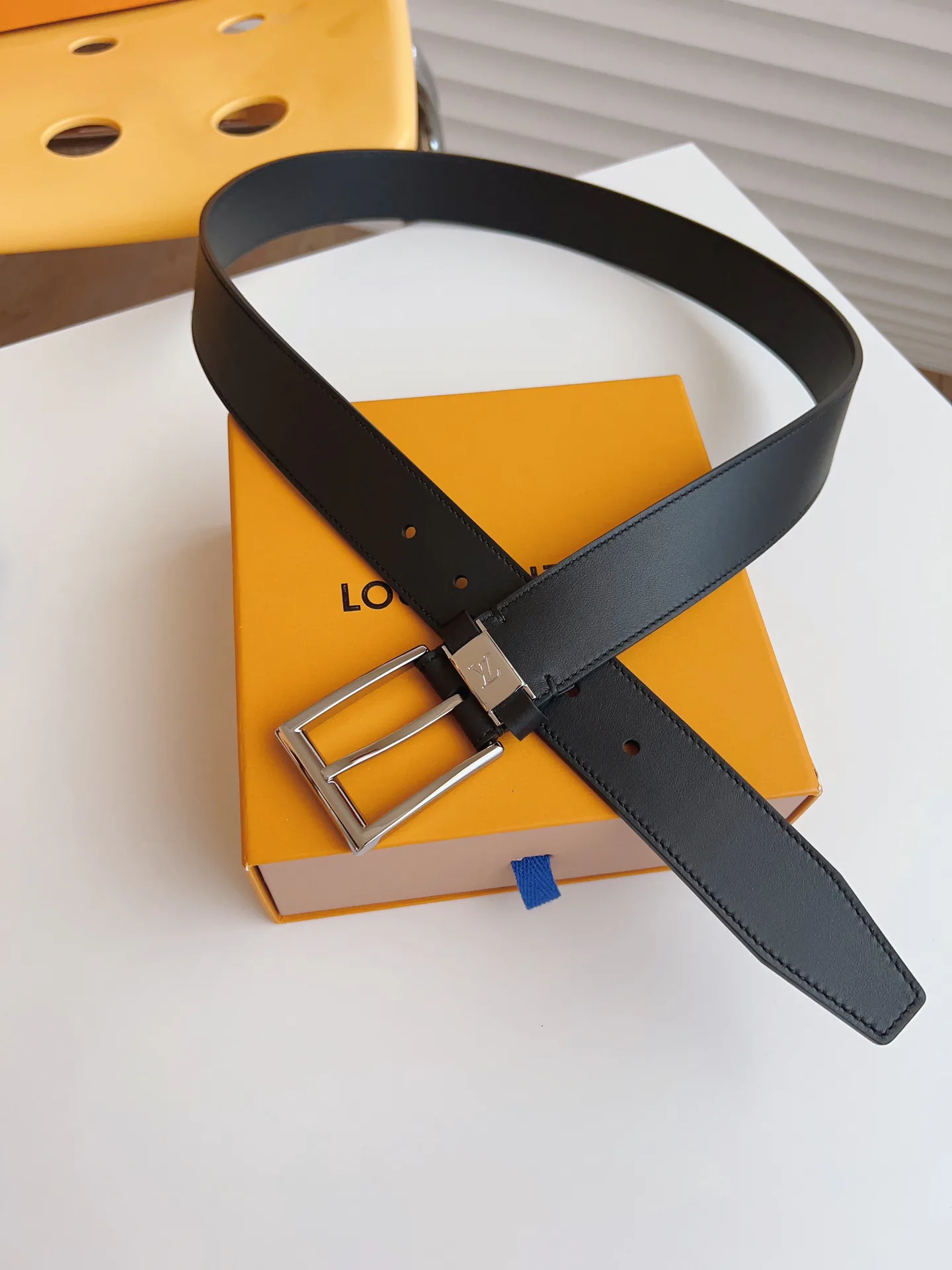 Ремни Louis Vuitton 14066092